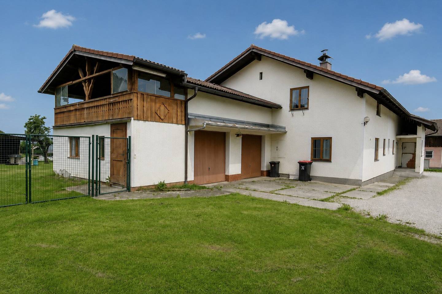 "Attraktiver Preis" Sanierte Gartenwohnung, ca. 130 m² Wohnfläche Garage & Pelletsheizung!