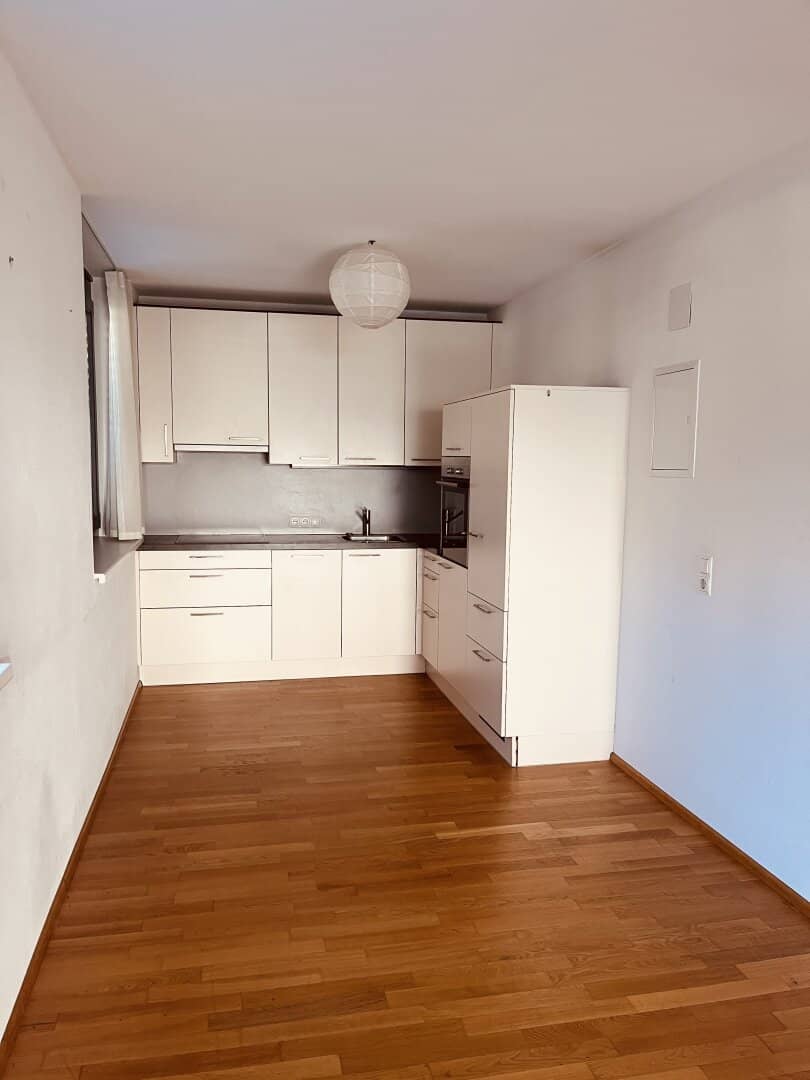 Großzügige Singelwohnung in Bestlage