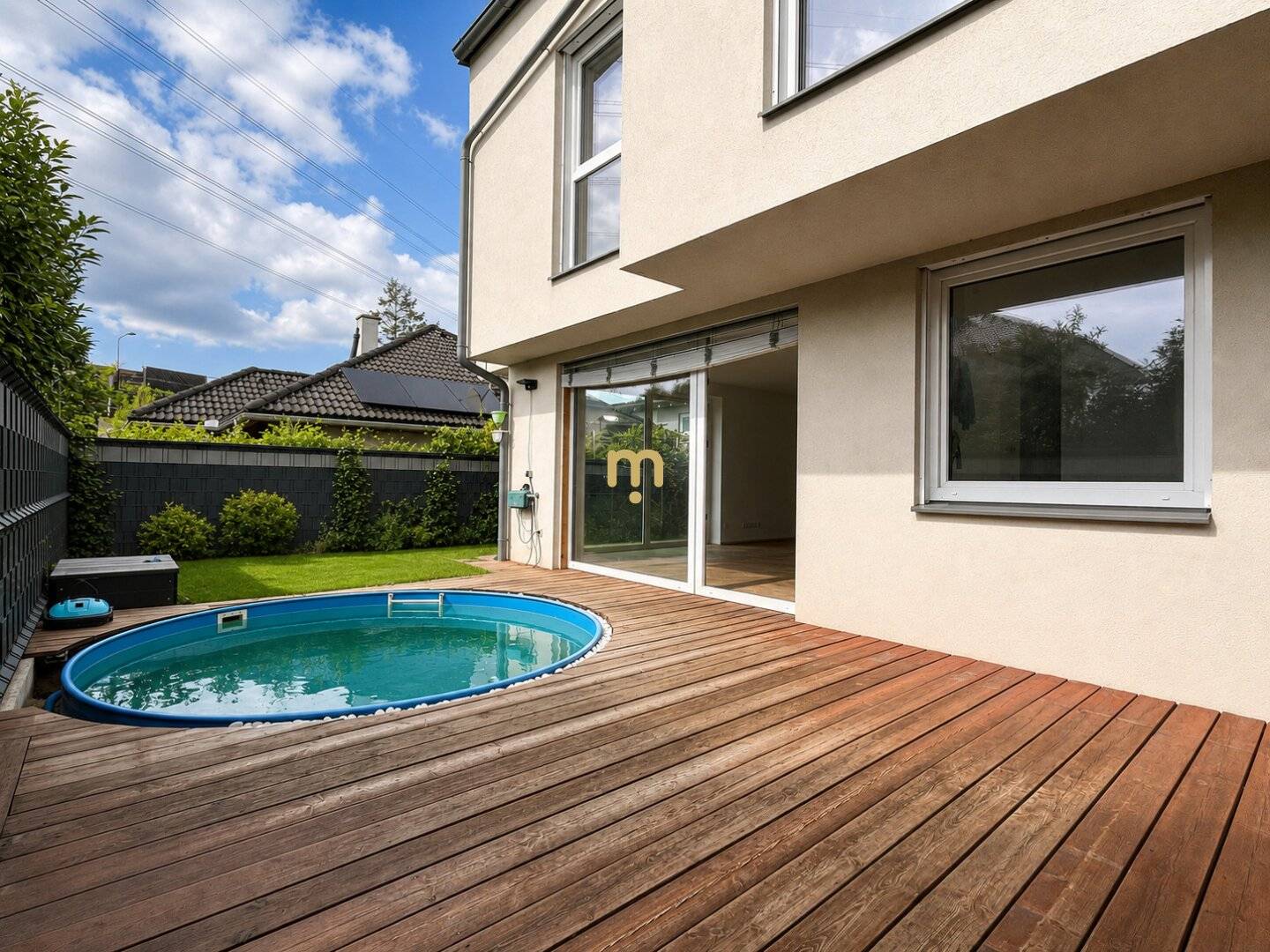 Schlüsselfertiges Endreihenhaus mit Pool, Sauna &amp; Dachterrasse – modernes Wohnen in Bestlage