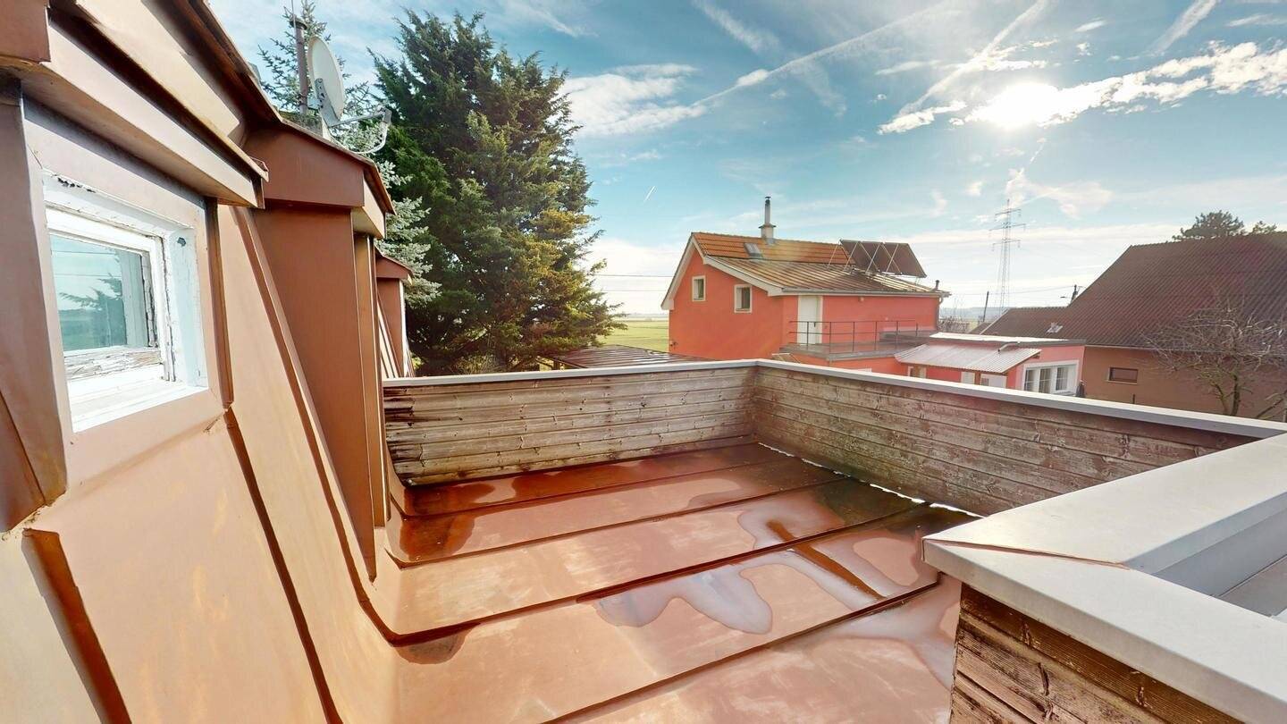 Althaus mit 729 m² Grundstück am Stadtrand – Essling