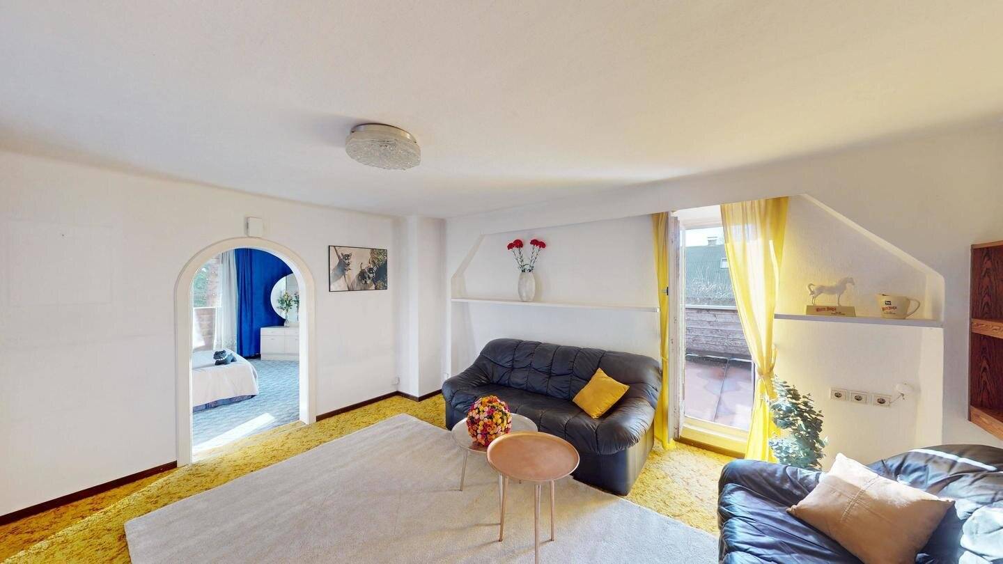 Althaus mit 729 m² Grundstück am Stadtrand – Essling