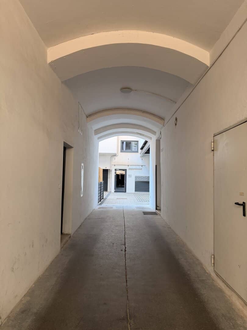 Neuwertige 2-Zimmer-Wohnung mit Loggia im 2. OG, 61,81 m², 1030 Wien!