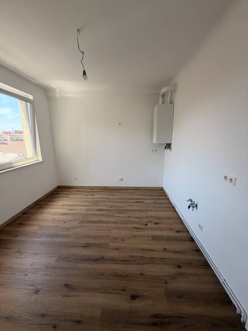 Modern renovierte 3-Zimmer-Wohnung mit Fernblick, 78m², 6. Etage in 1100 Wien um 355.000 €