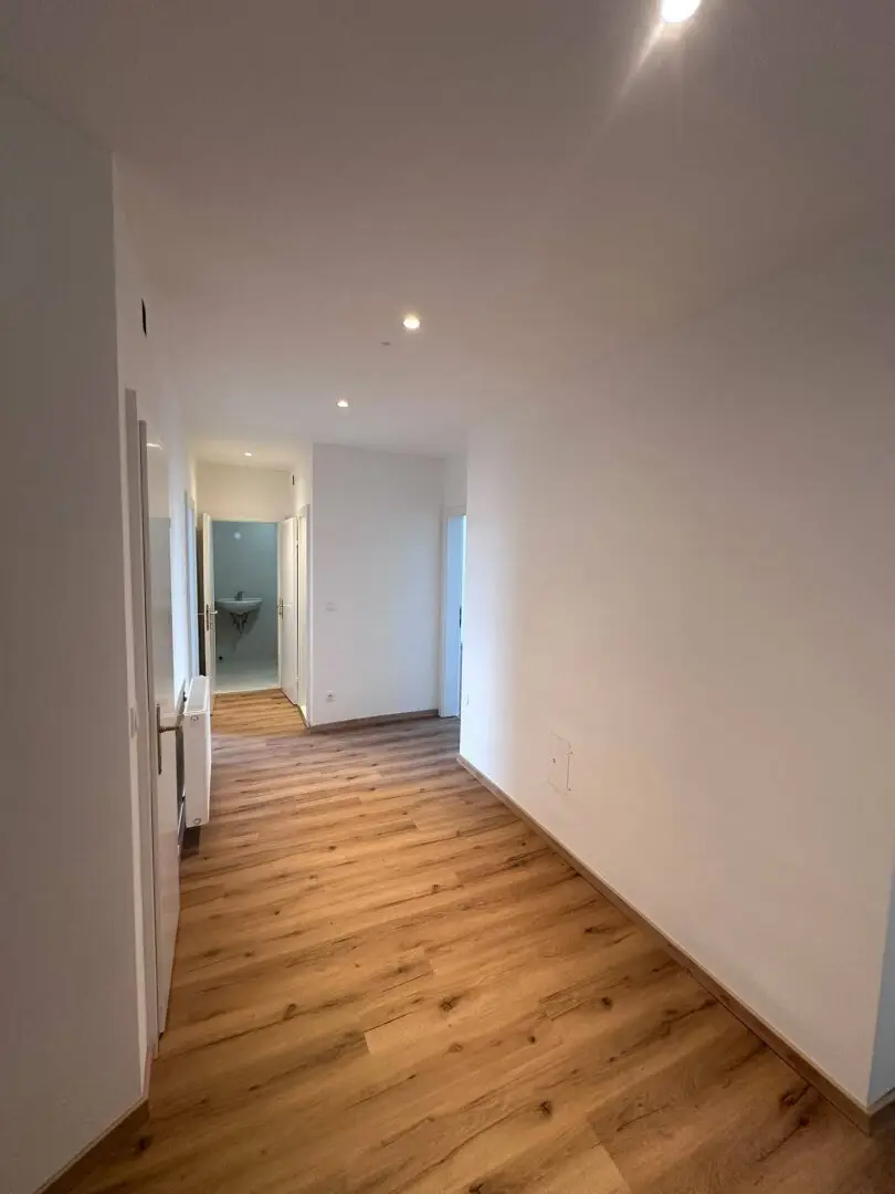 Modern renovierte 3-Zimmer-Wohnung mit Fernblick, 78m², 6. Etage in 1100 Wien