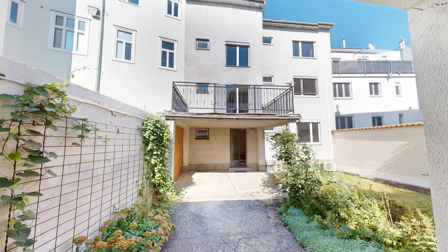 Mehrgenerationenhaus mit Geschäftsfläche in Top-Lage Groß-Enzersdorf