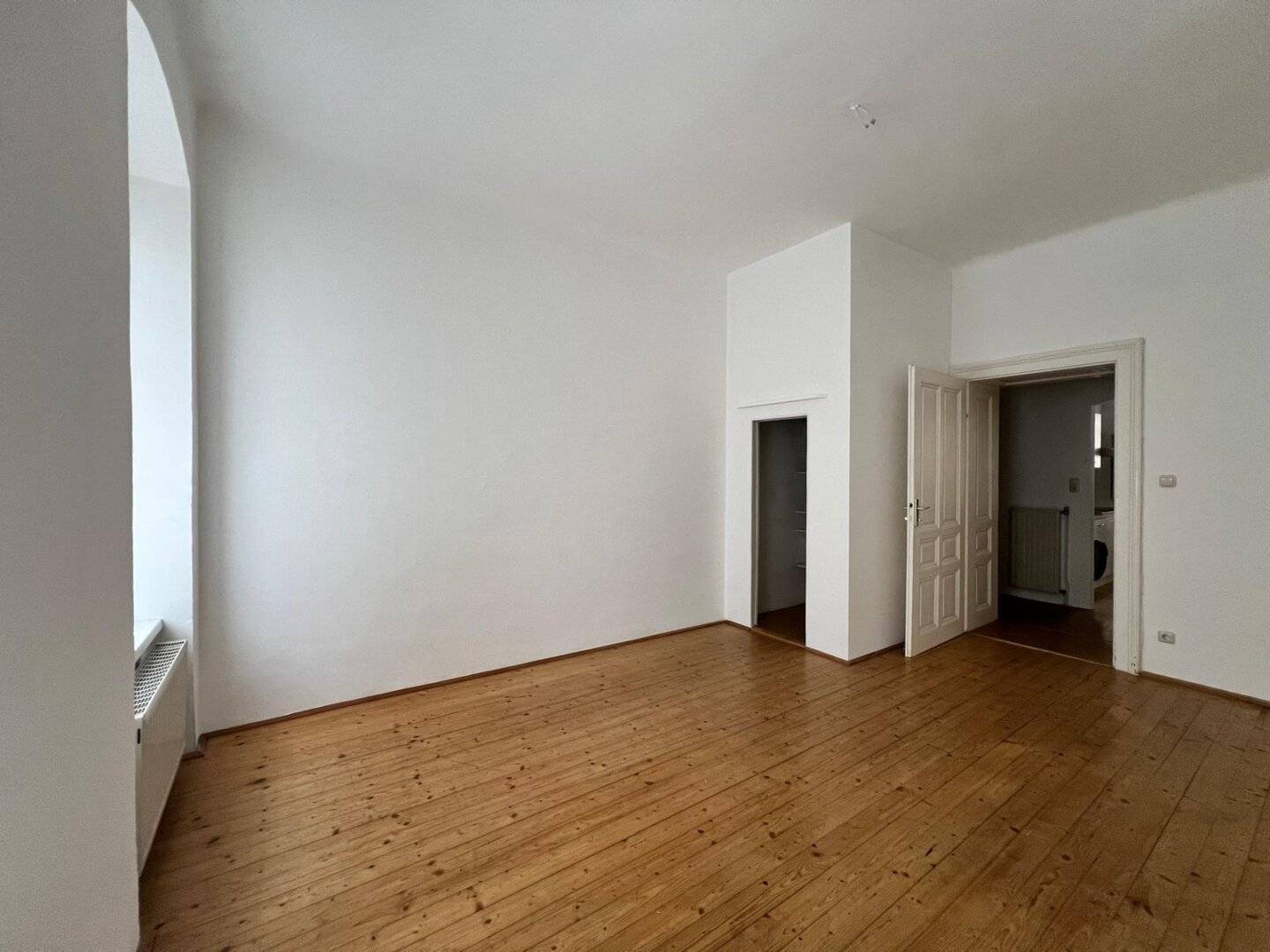 Altbau-Mietwohnung in Linz/Zentrum WG-geeignet