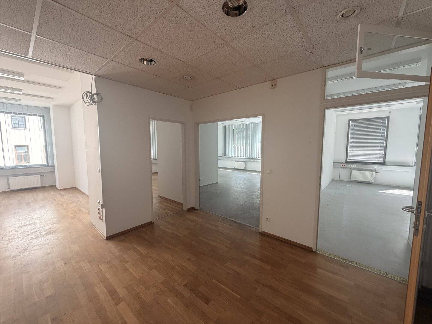 Modernes Büro 419 m², 1100 Wien, 3. Etage, Aufzug, top Ausstattung, Miete €7.165