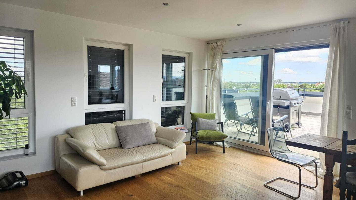 EXKLUSIVES DACHGESCHOSS-APPARTEMENT mit Dachterrasse
