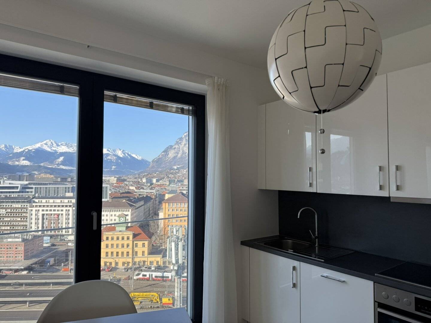 3-Zimmer Wohnung im 12. OG mit Panoramablick – WG-geeignet, zentrale Lage Innsbruck