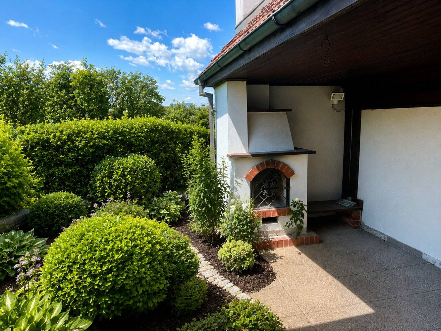 Ein Zuhause mit Raum für große Pläne: Großzügiges Wohnhaus auf ca. 1.419 m² Grundstück mit Wintergarten, Garten, Garage und vielseitigem Potenzial für Familie, Homeoffice und neue Wohnideen