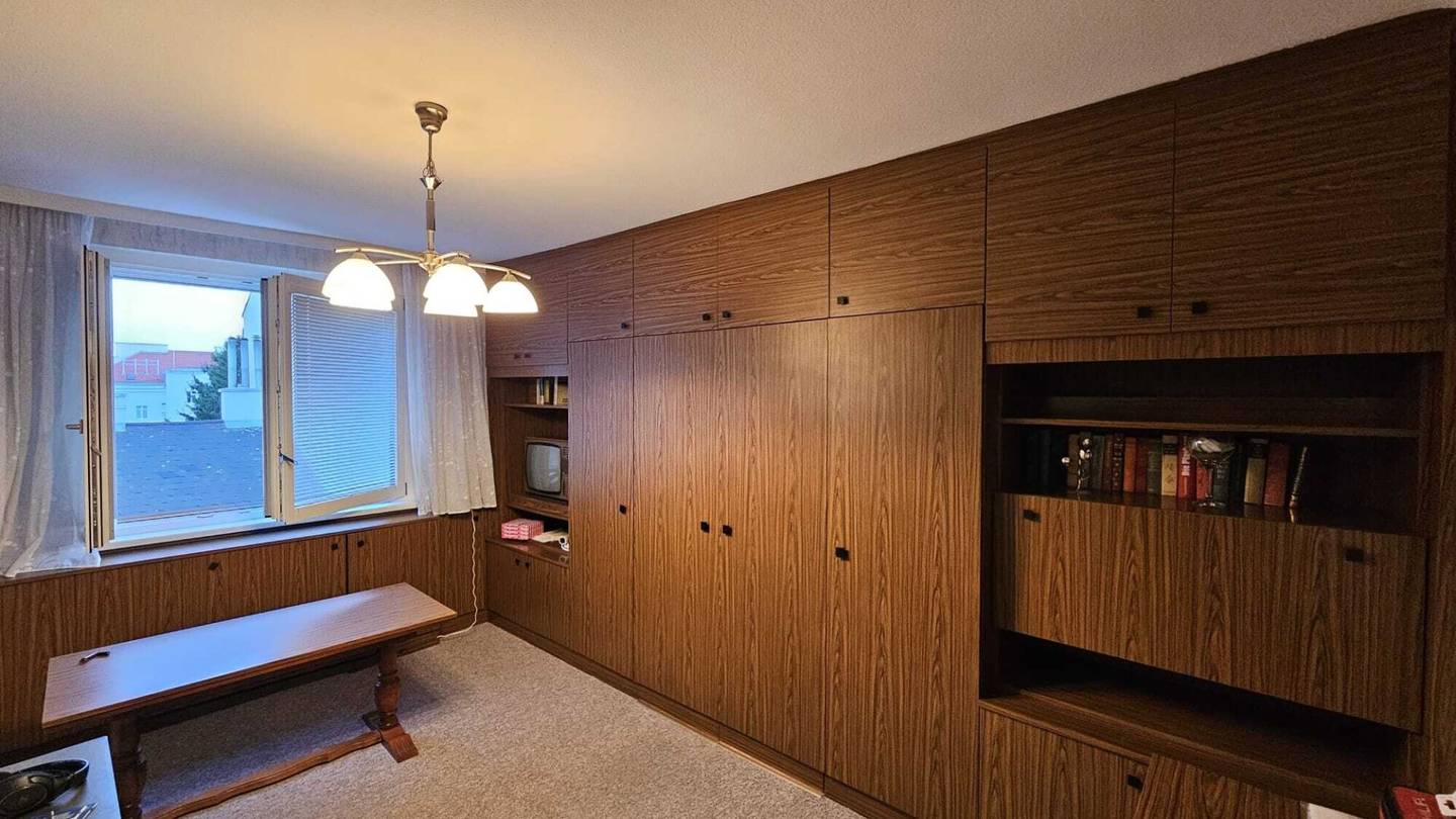Wohntraum zum Selbermachen – Sanierungsbedürftige Wohnung mit Potenzial In 1210 Wien