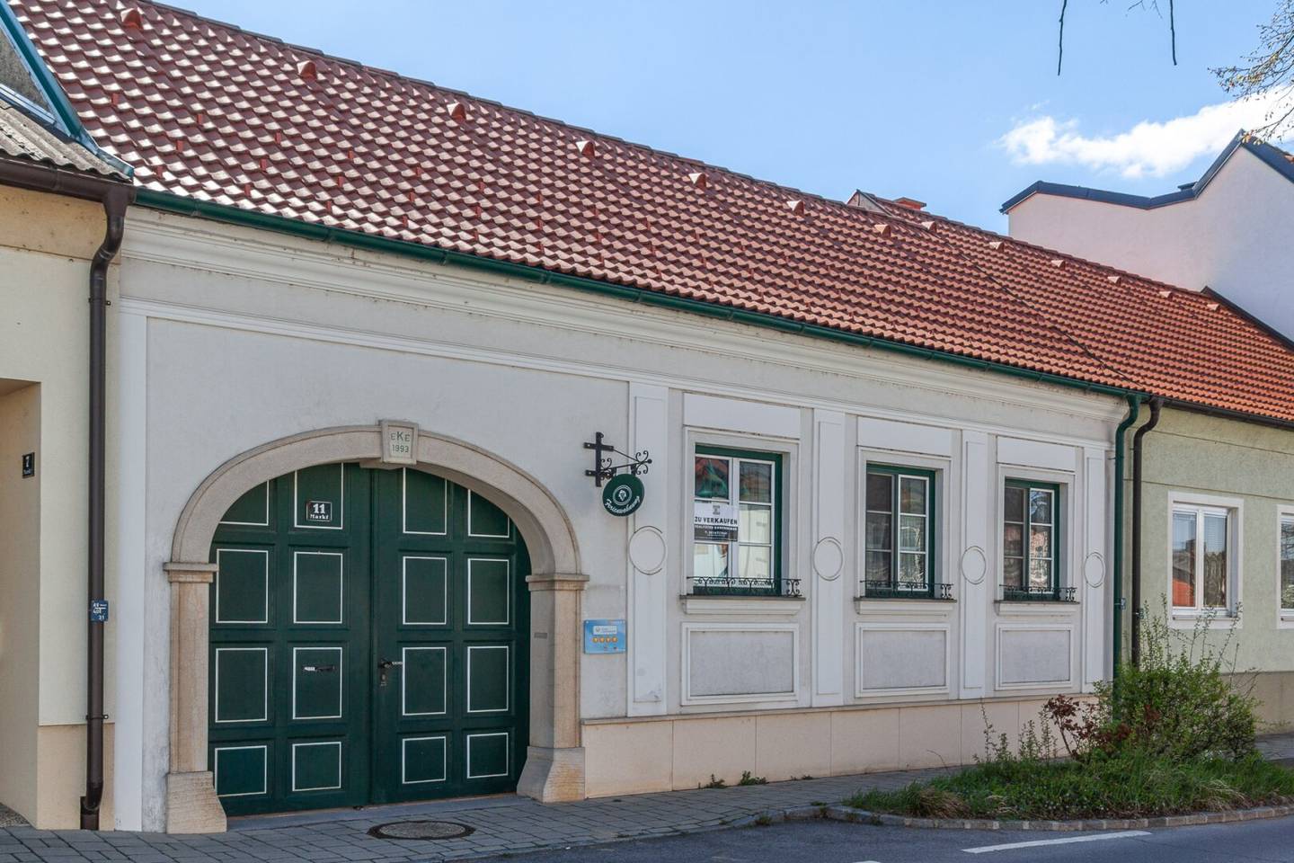 Traditioneller burgenländischer Streckhof mit Stadl in Weiden am See