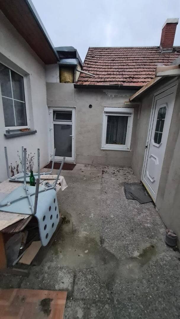 Rendite - Objekt mit 4 Wohnungen + Geschäftslokal in Eggendorf zu kaufen