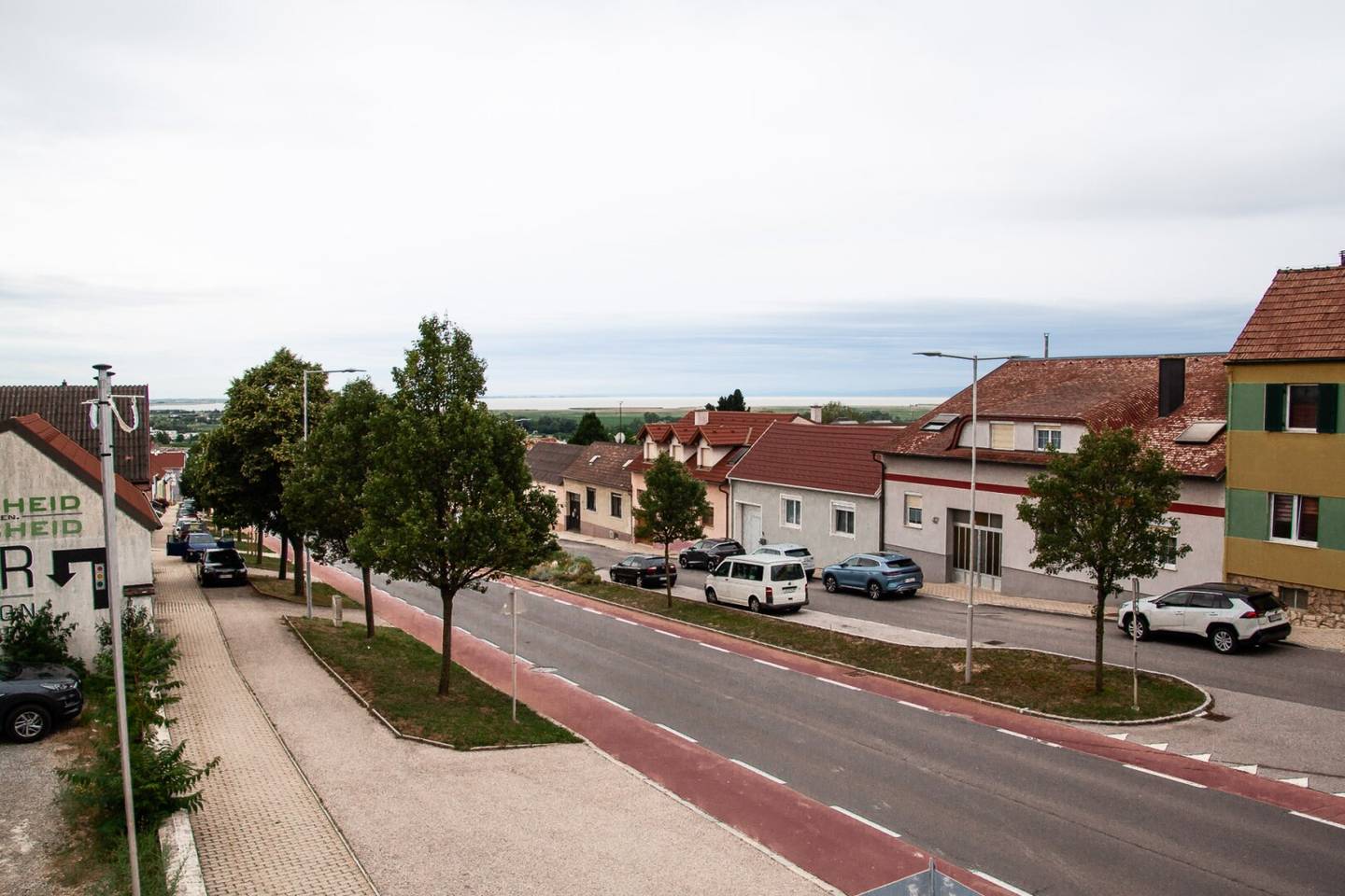Geschäftslokal direkt auf Wiener Straße Neusiedl am See – Perfekte Lage für Ihr Unternehmen