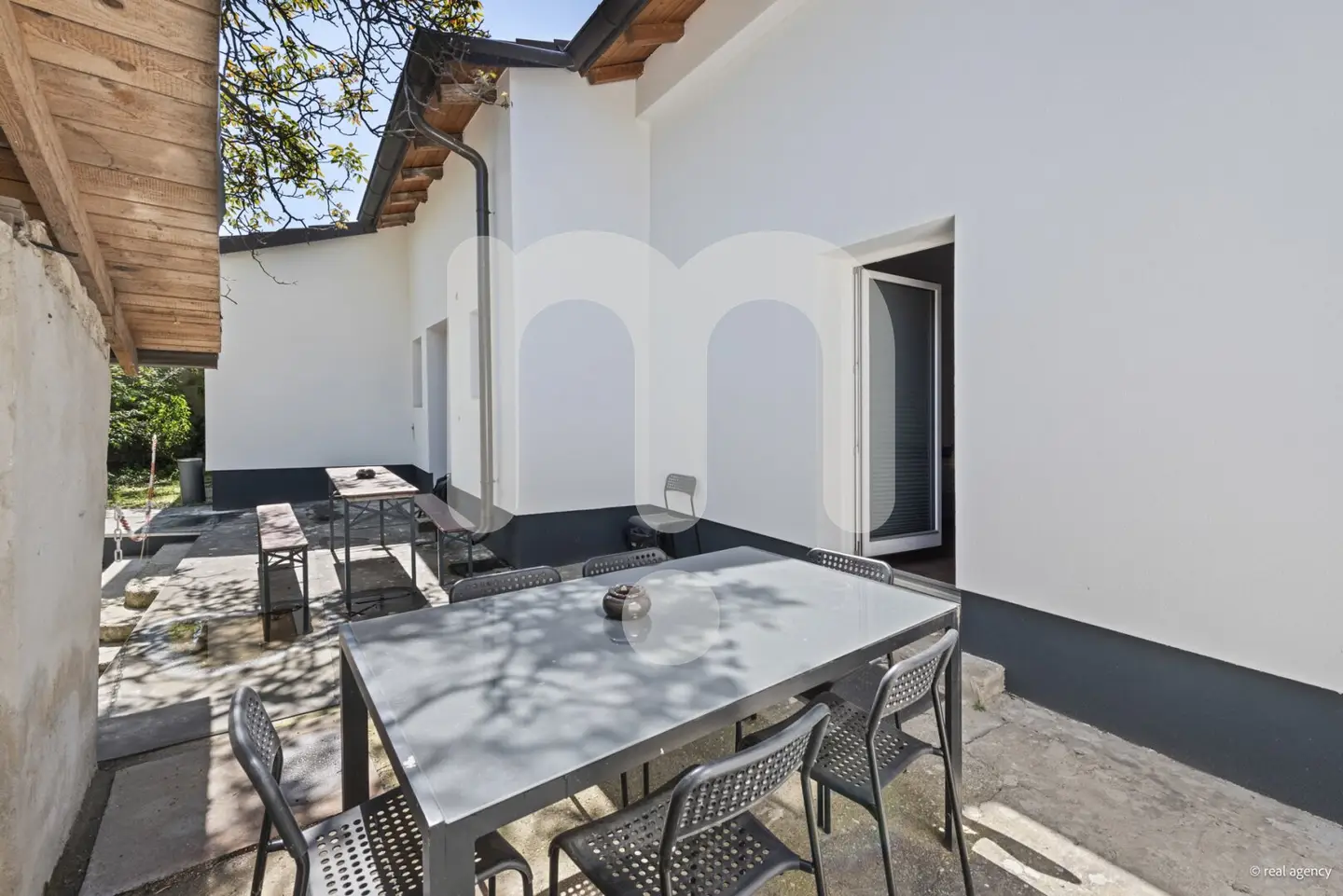 Familienhaus oder Anlage in Deutsch-Wagram – großer Garten, 3 Min. zum Bahnhof