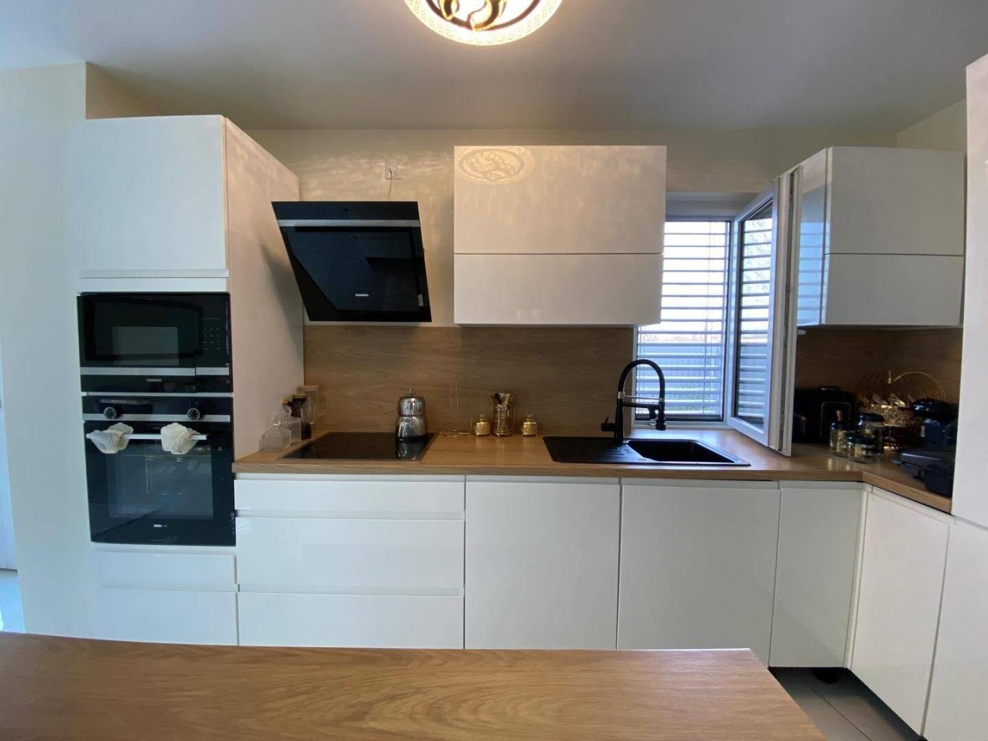 modernes Einfamilienhaus in 1100 Wien zu verkaufen   *Dachterrasse + Keller vorhanden*