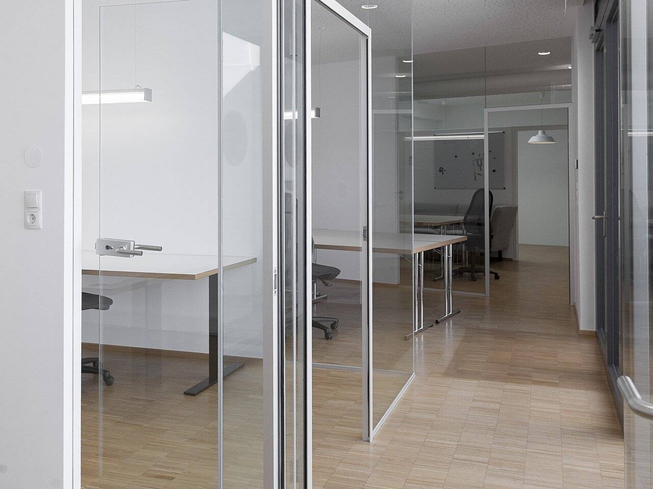 Charakterstarke Gewerbefläche Altbau trifft Neubau | TOP 02, 6 Zimmer-Büro- und Gastroeinheit in der Alten Sparkasse im Zentrum von Imst Tirol