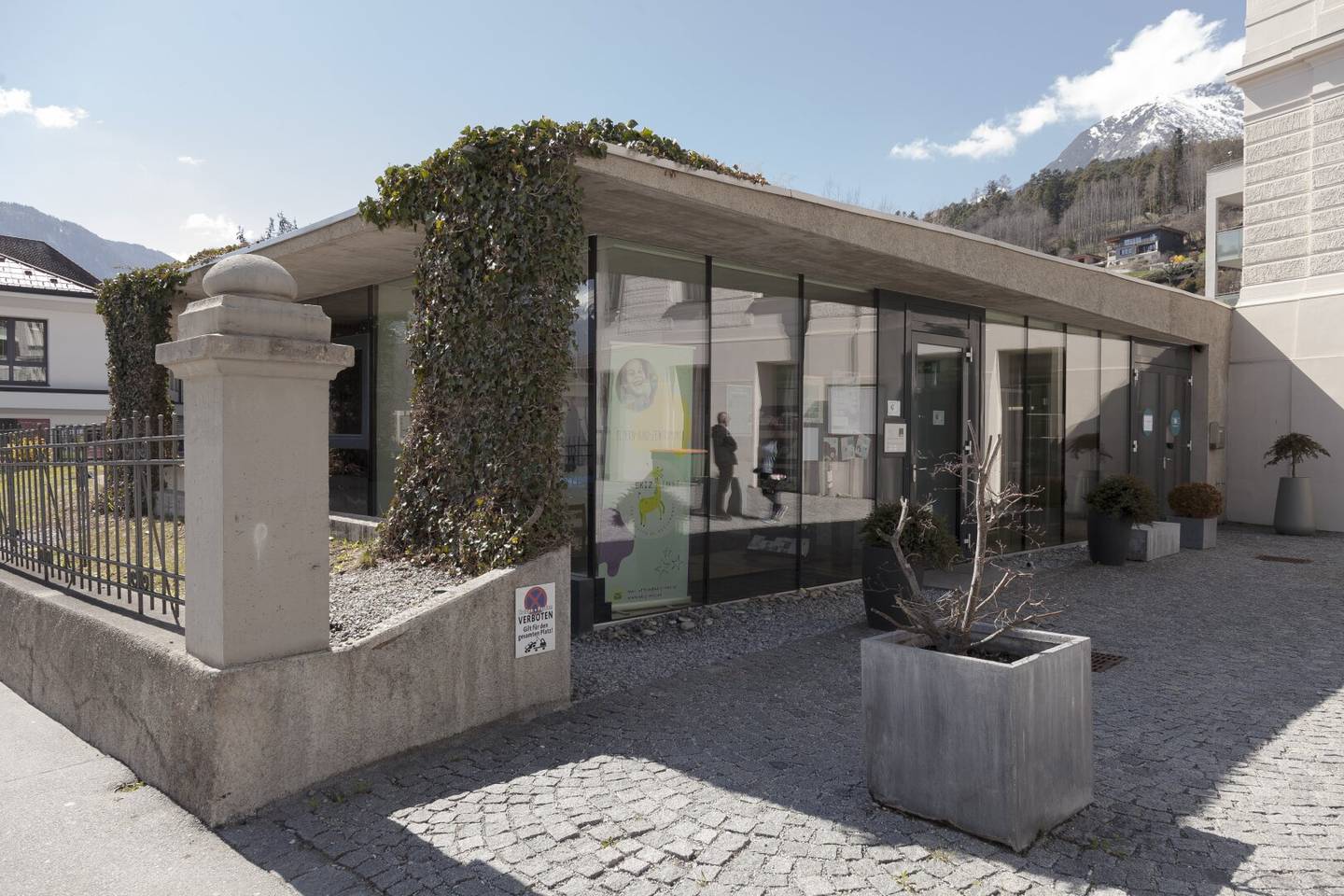 Helles, vielseitiges Großraumbüro im Anbau der Alten Sparkasse | TOP 01, 5 Zimmer Einheit im Zentrum von Imst Tirol