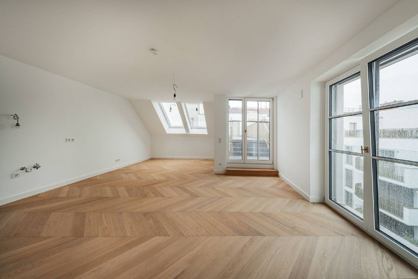 Exklusive 2-Zimmer-Wohnung mit großer Terrasse im Naschmarkt, Wien