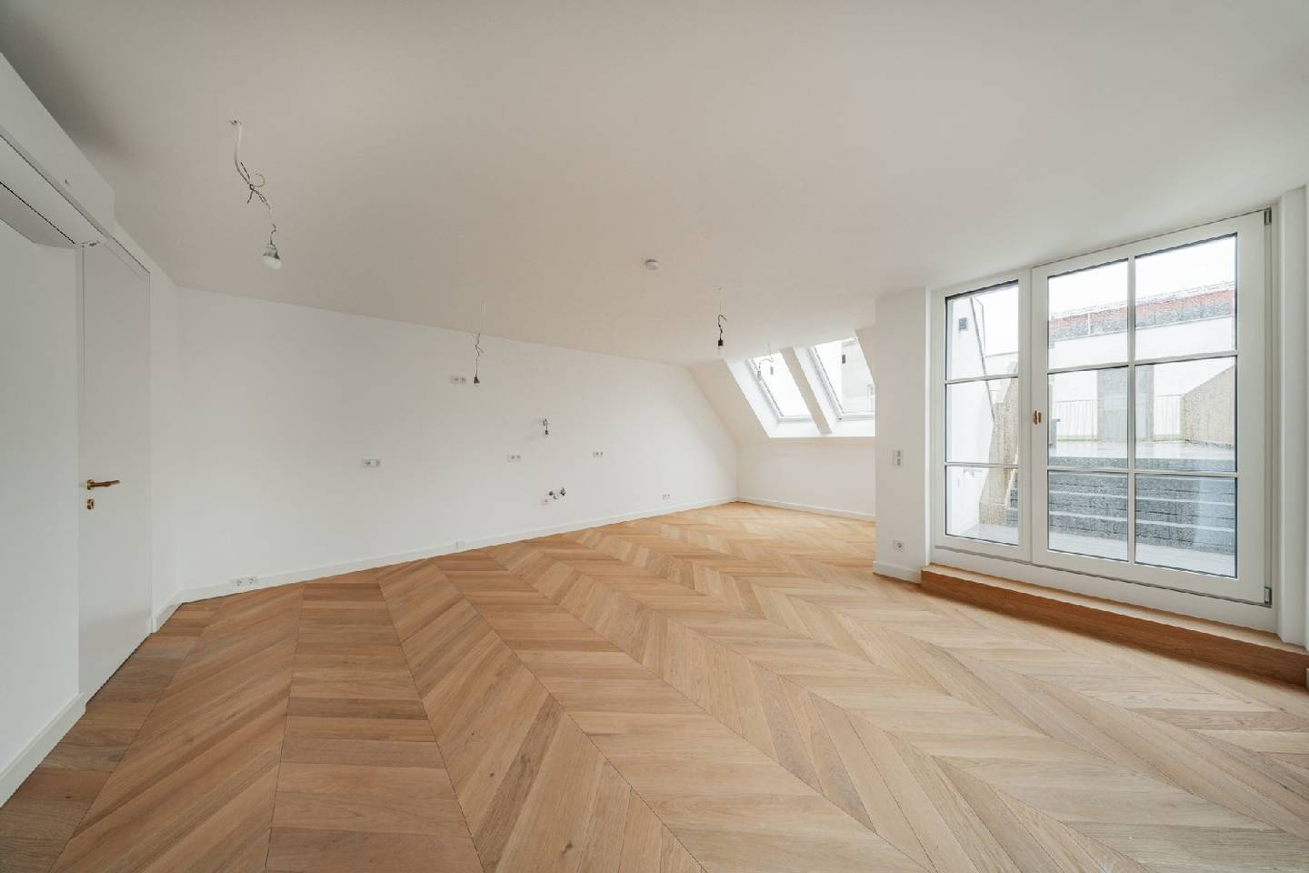 Exklusive 2-Zimmer-Wohnung mit großer Terrasse im Naschmarkt, Wien