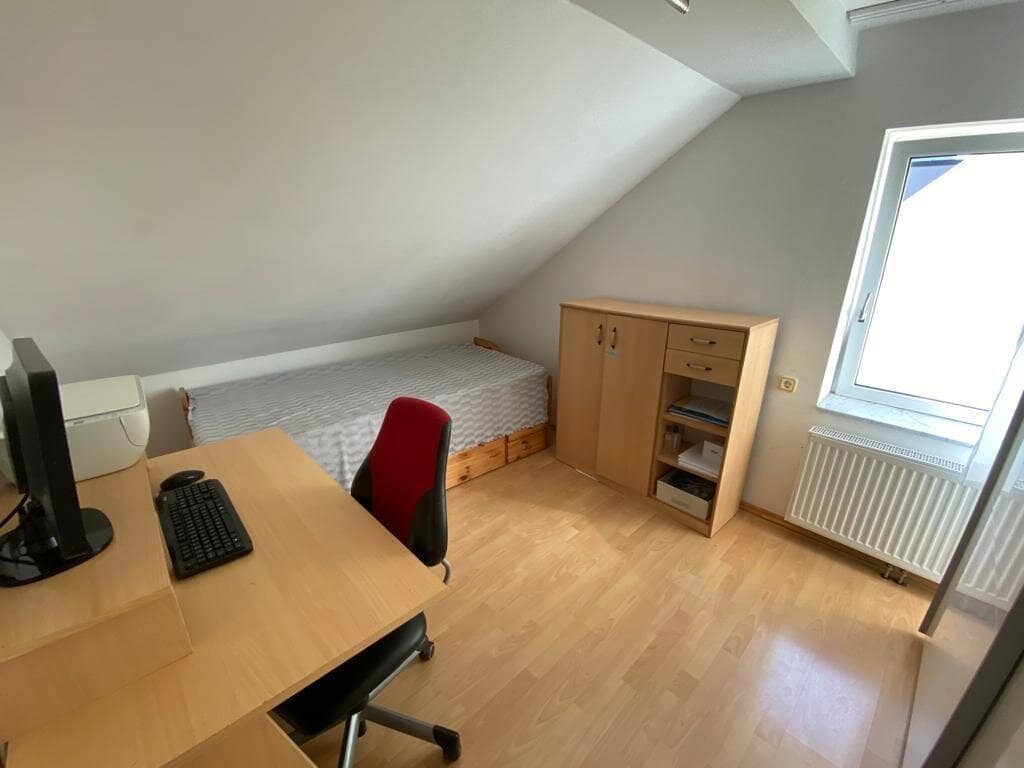 Einfamilienhaus mit 7 Zimmer in Wiener Neustadt zu verkaufen