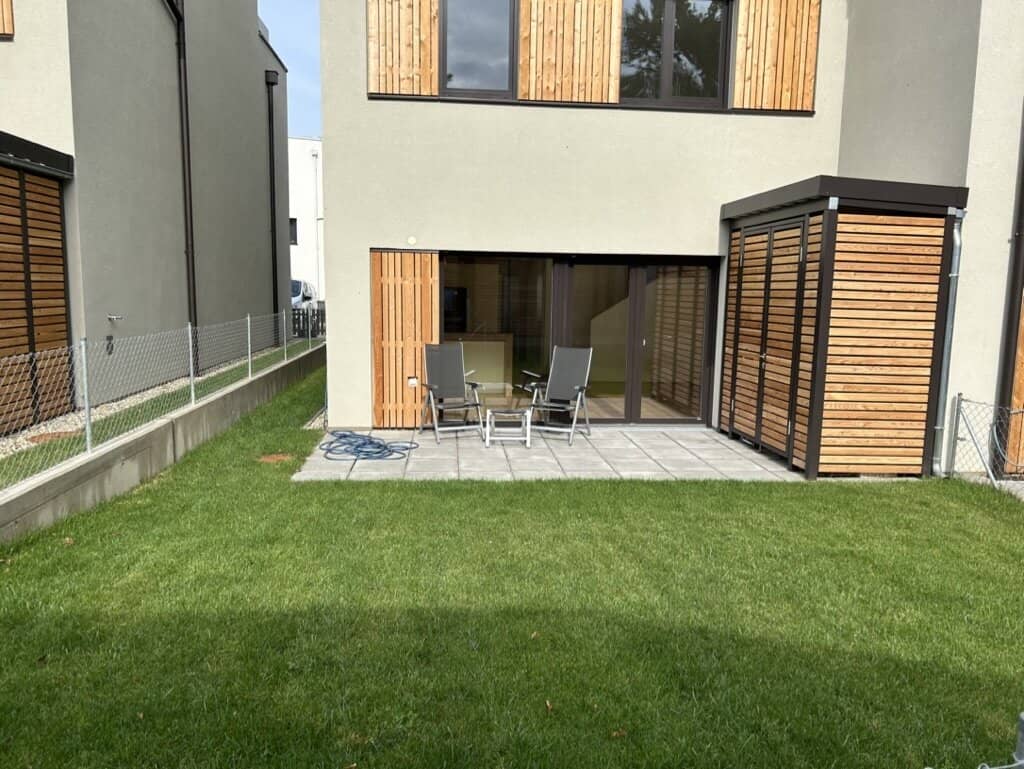 Traumhaftes Neubau-Reihenhaus – 5 Zimmer | Garten | Badesee
