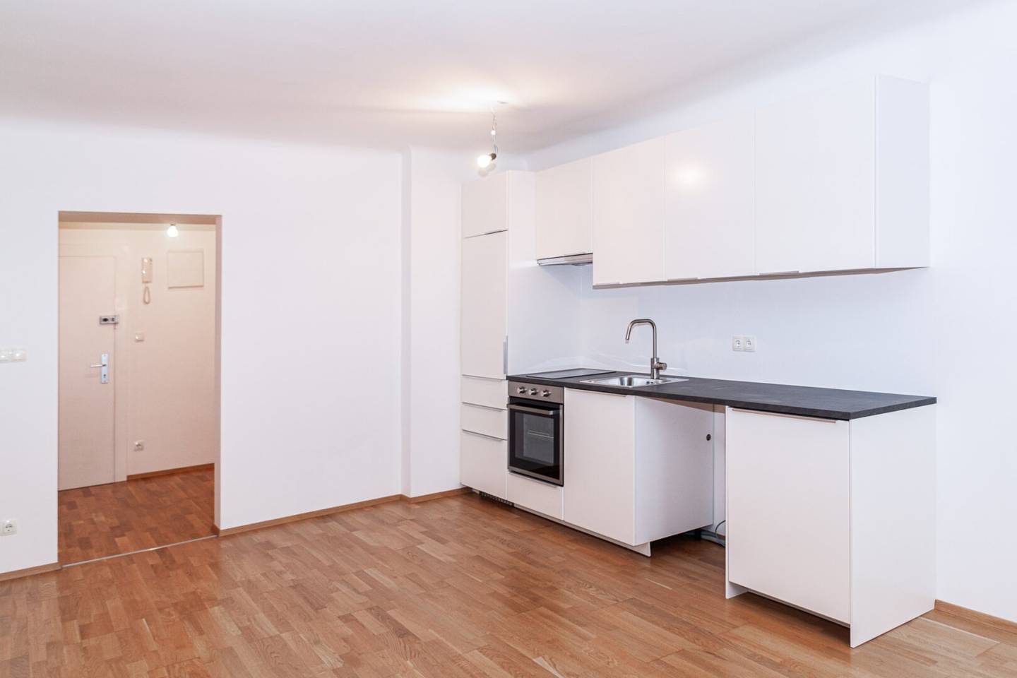 Komplett renovierte Wohnung in der Flurschützstraße in Wien Meidling