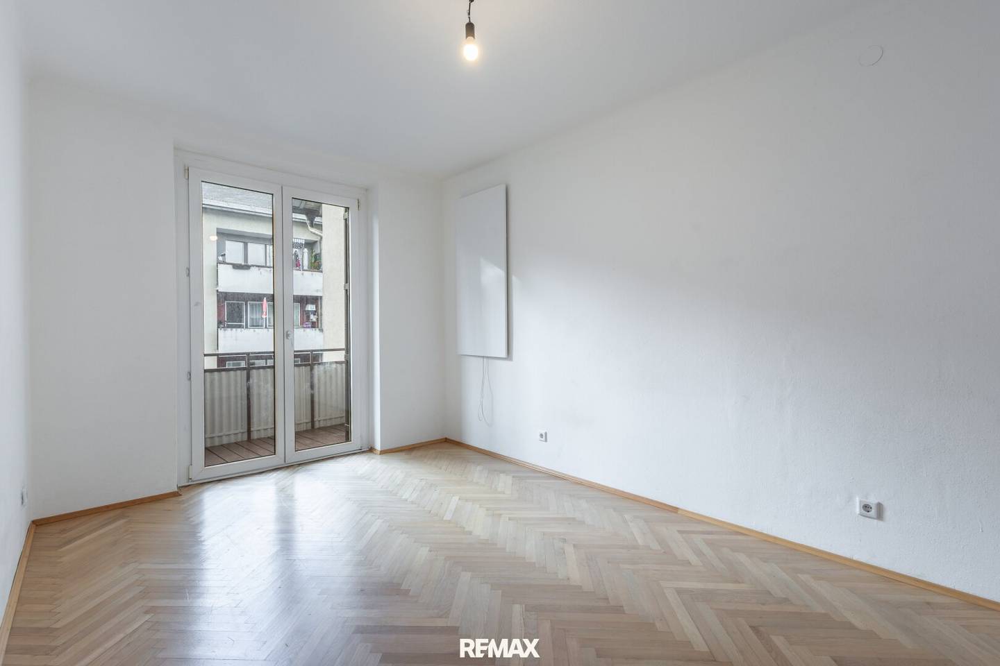 *Provisionsfrei!* Charmante 2-Zimmer-Eigentumswohnung in Villach –  mit Balkon & Stellplatz