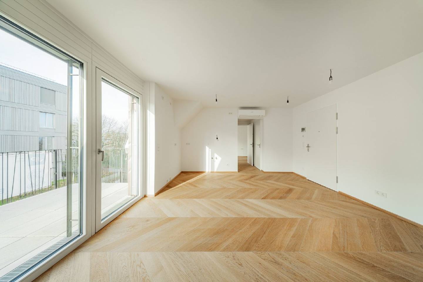 Erstbezug Dachgeschosswohnung mit Westbalkon