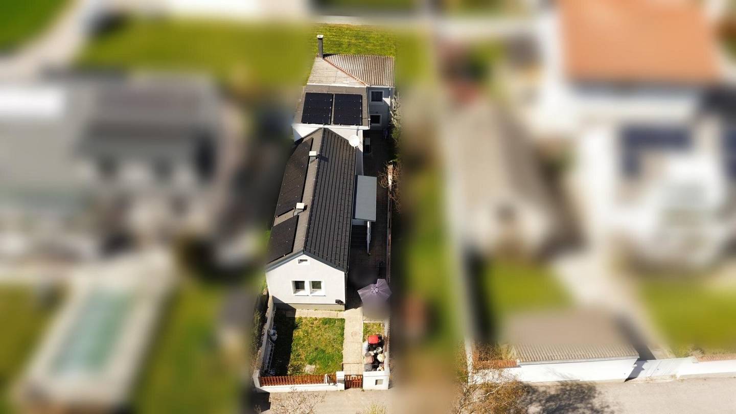 Ein/Zweifamilienhaus mit schöner Aussicht auf sonnigen Grundstück in Eisenstadt zu verkaufen!