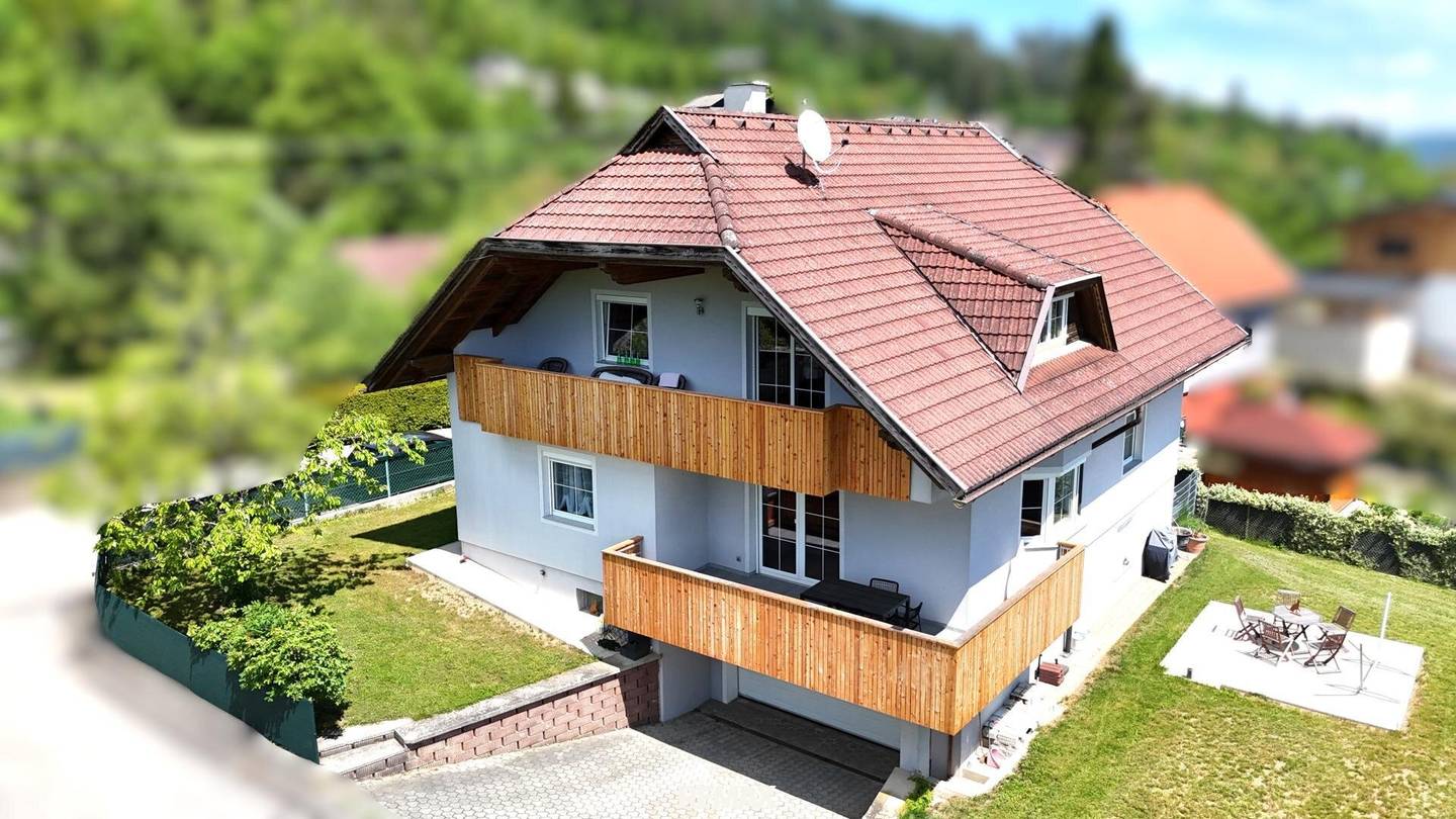 Viel Platz für Familie oder Vermietung – Zwei Wohneinheiten unter einem Dach in Köttmannsdorf