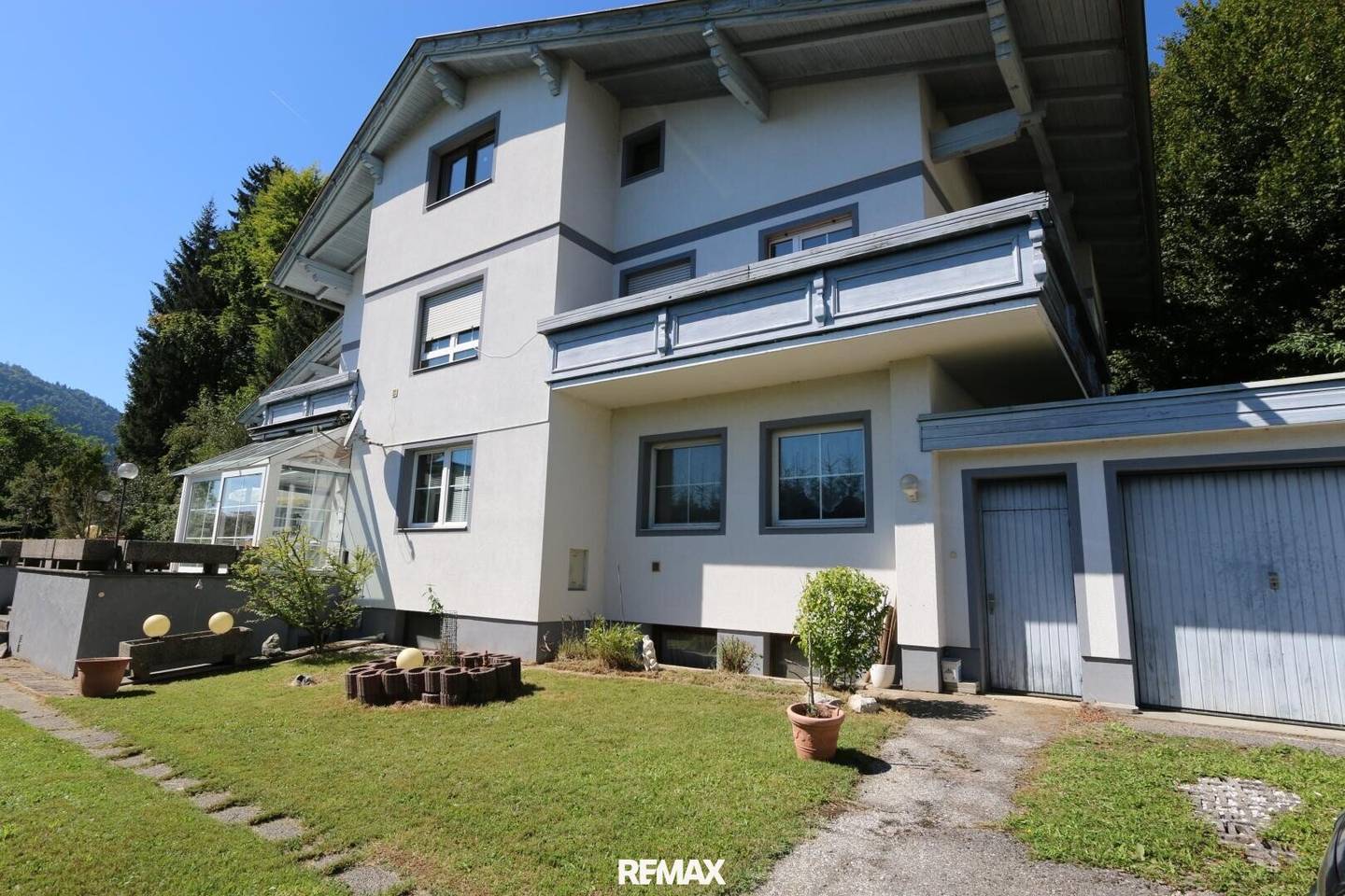 Mehrfamilienhaus mit Umbaupotential  in sonniger Lage