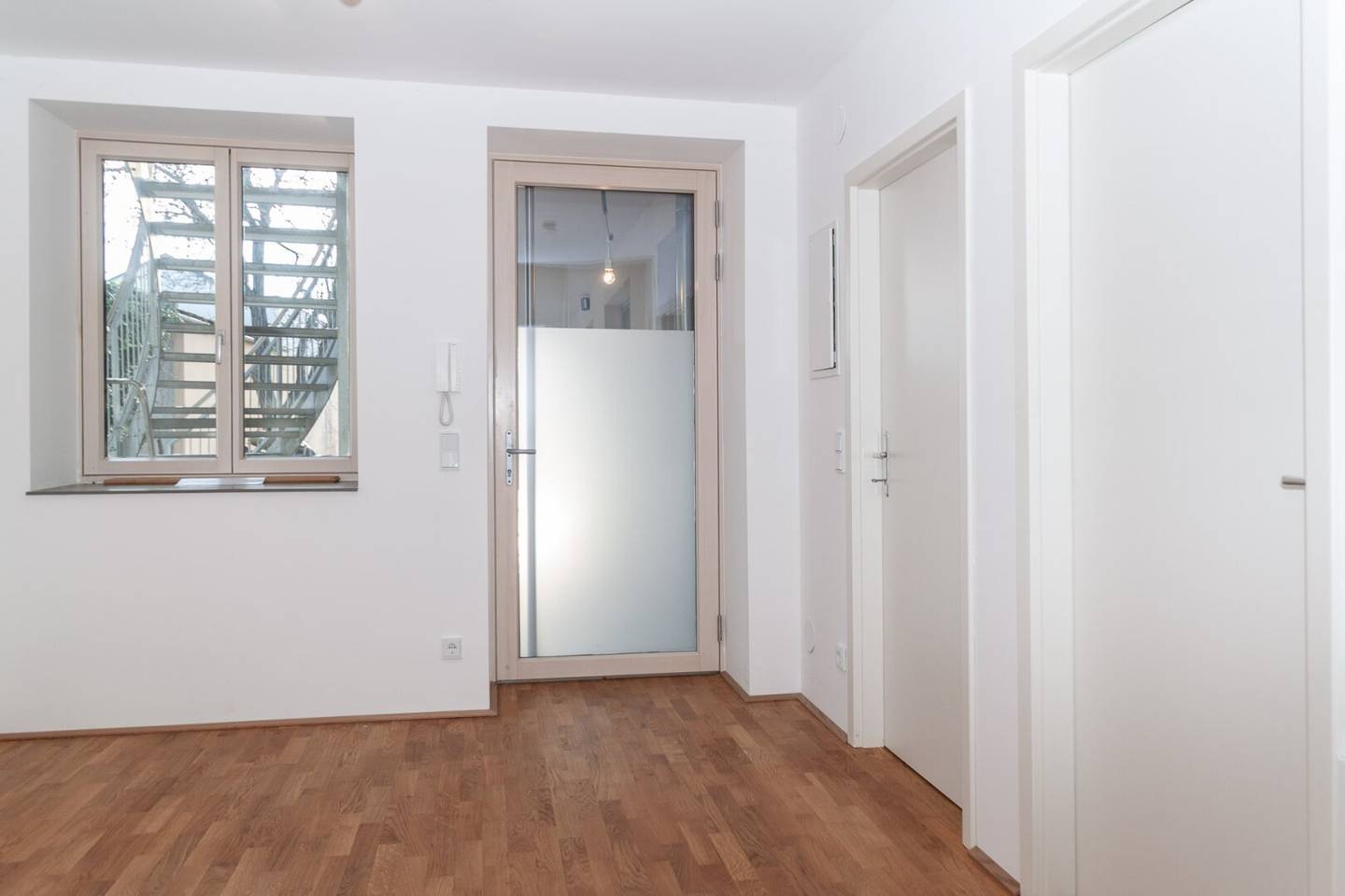 Stilvolle Erdgeschosswohnung - Top 1 -  in charmantem Streckhof in Weiden am See