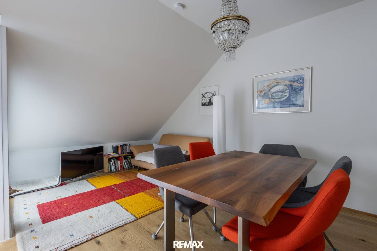 Neubau-Dachgeschosswohnung mit Südbalkon inkl. Tiefgaragenplatz in Villach