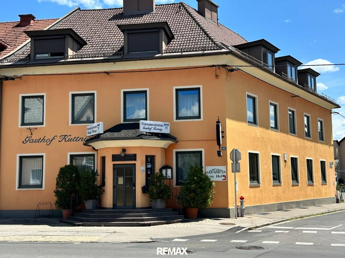 Etablierter Gasthof/Pension mit Erweiterungspotenzial und attraktiver Wohnnutzung