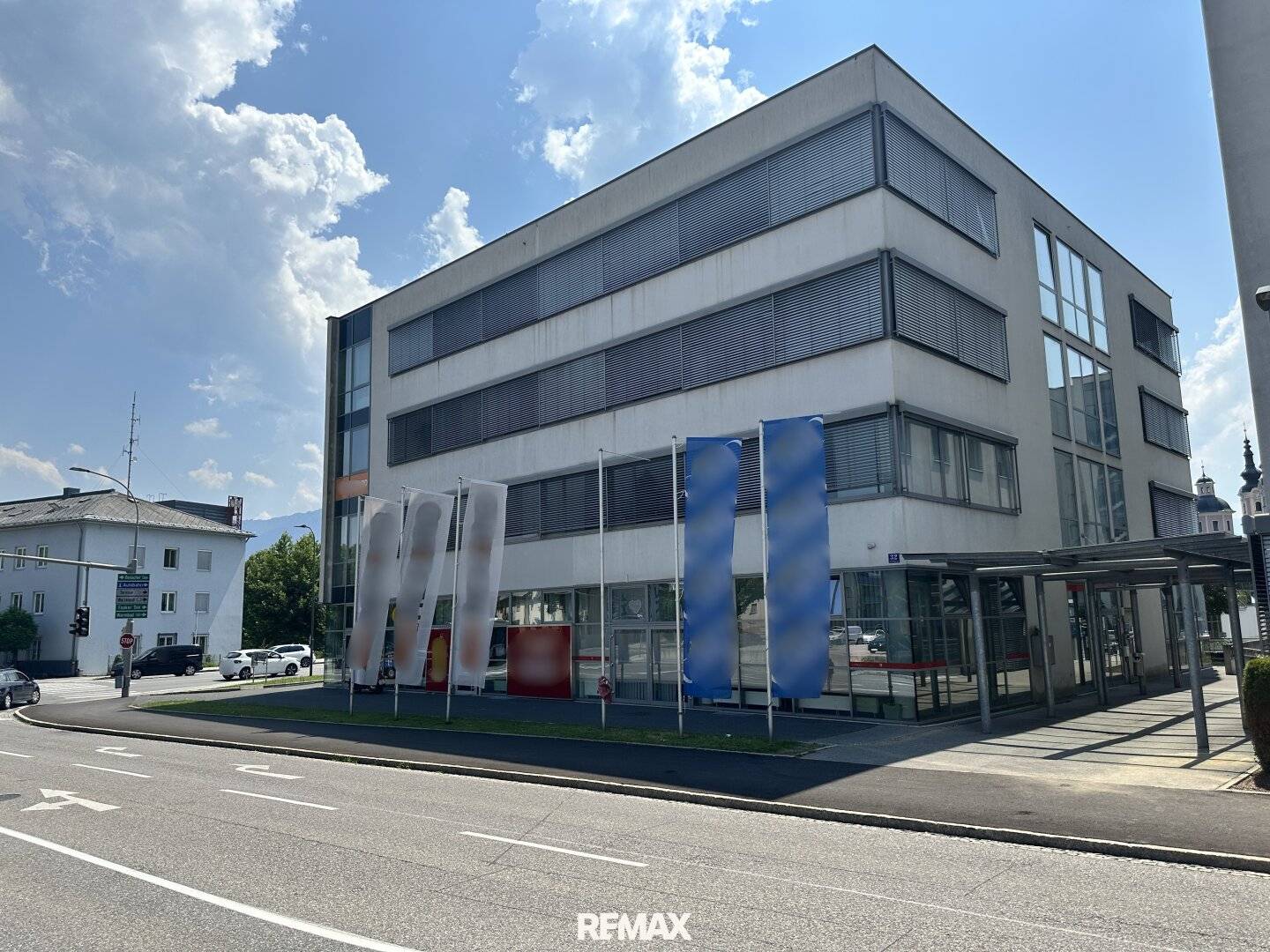 Renditestarkes Investment in Villach – Büro- und Geschäftshaus mit Parkhaus und Stellplätzen