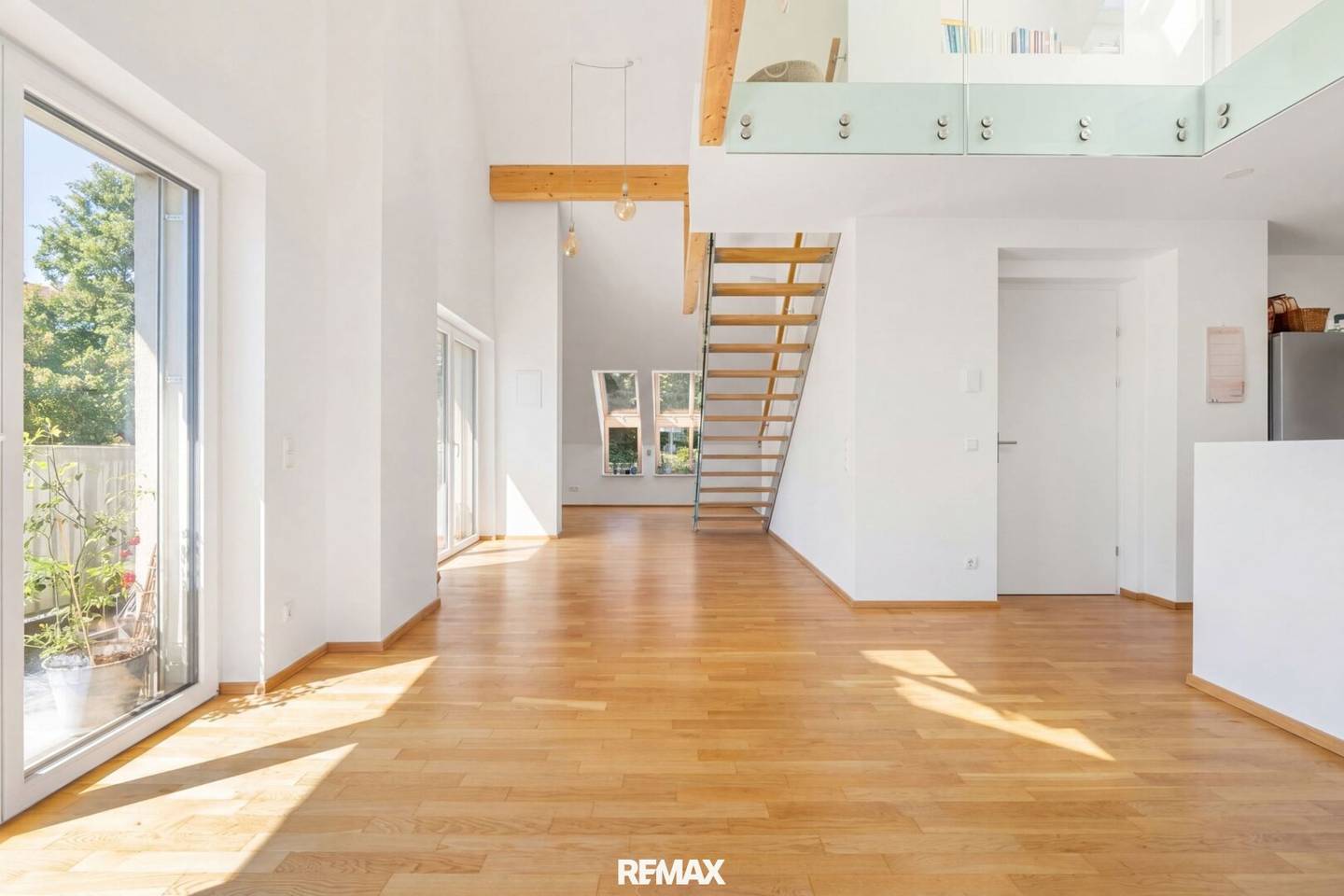 Exklusive Penthouse-Maisonette-Wohnung am Kreuzbergl - Wohnen zwischen Stadt, Bergen und Himmel