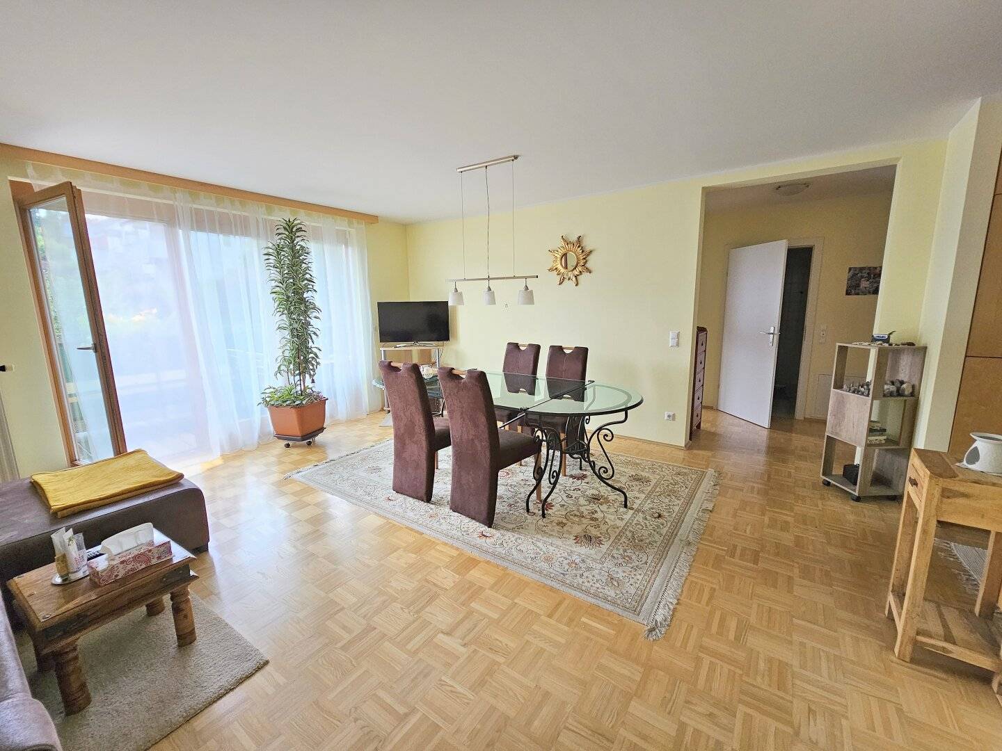 Hart - Wunderschöne, sonnendurchflutete 3-Zimmer-Wohnung mit toller Raumaufteilung!