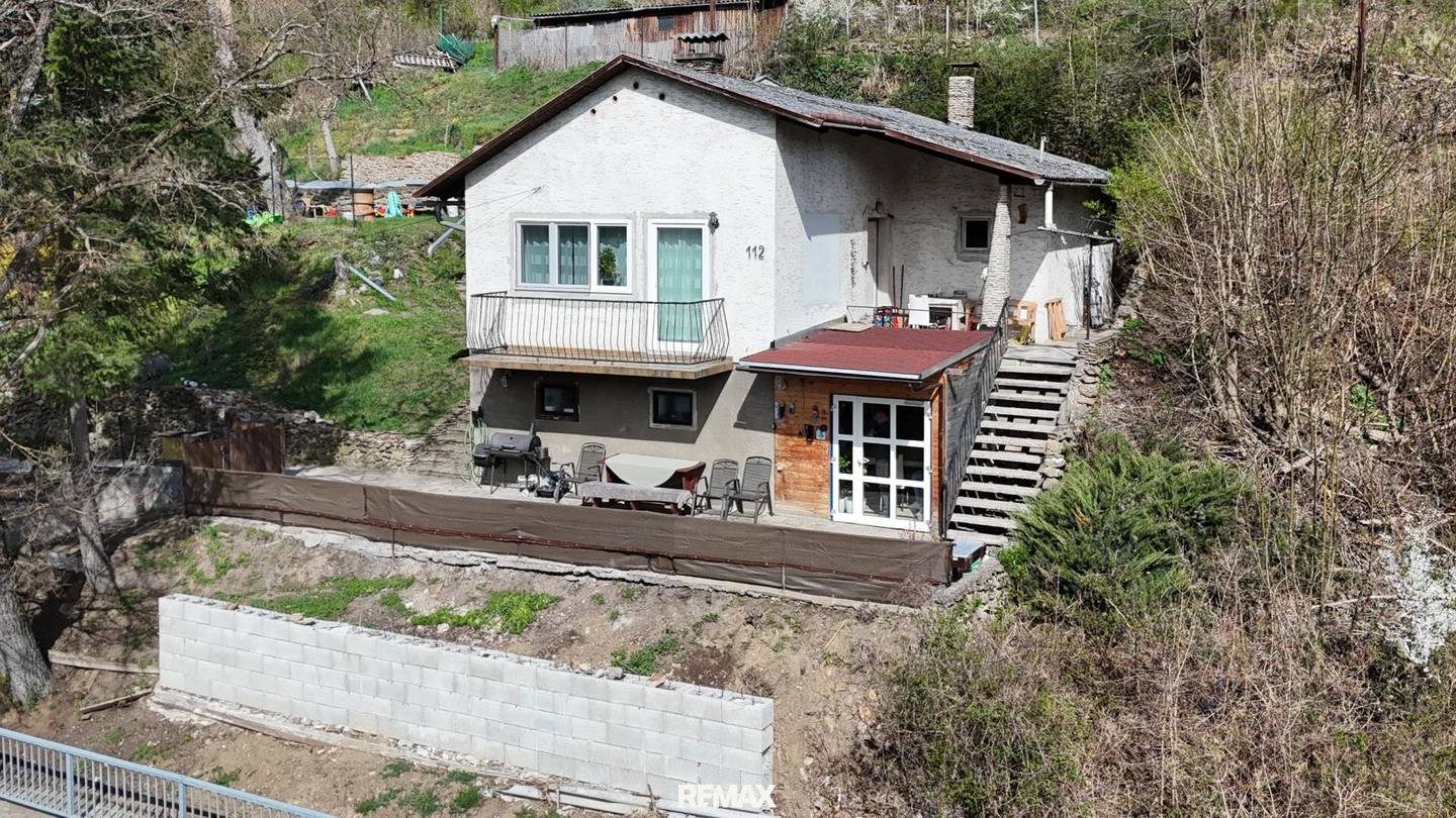 Haus in Aussichtslage