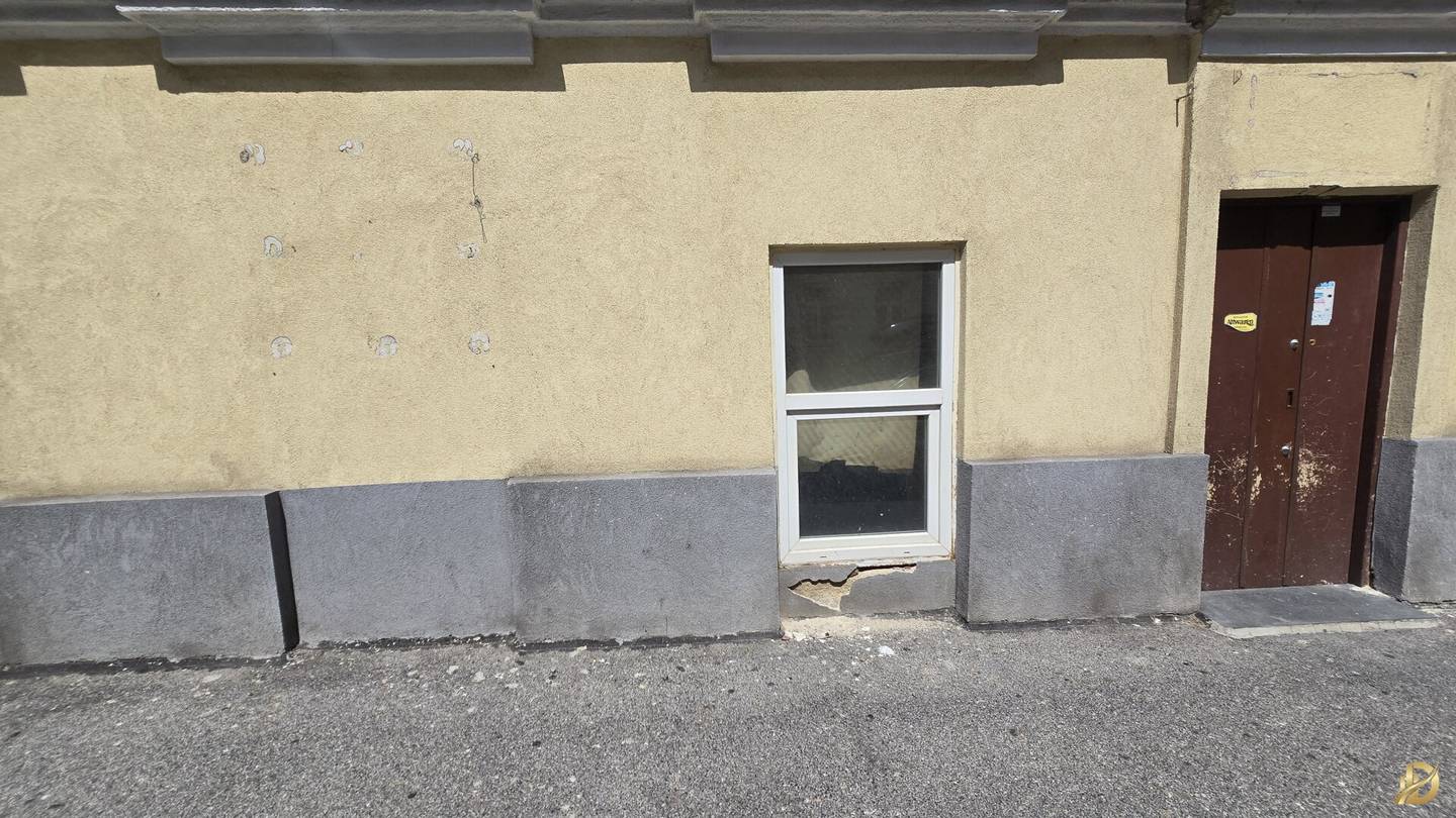 Geschäftslokal, Gewerbeimmobilien, Souterrain Sanierungsbedürtig
