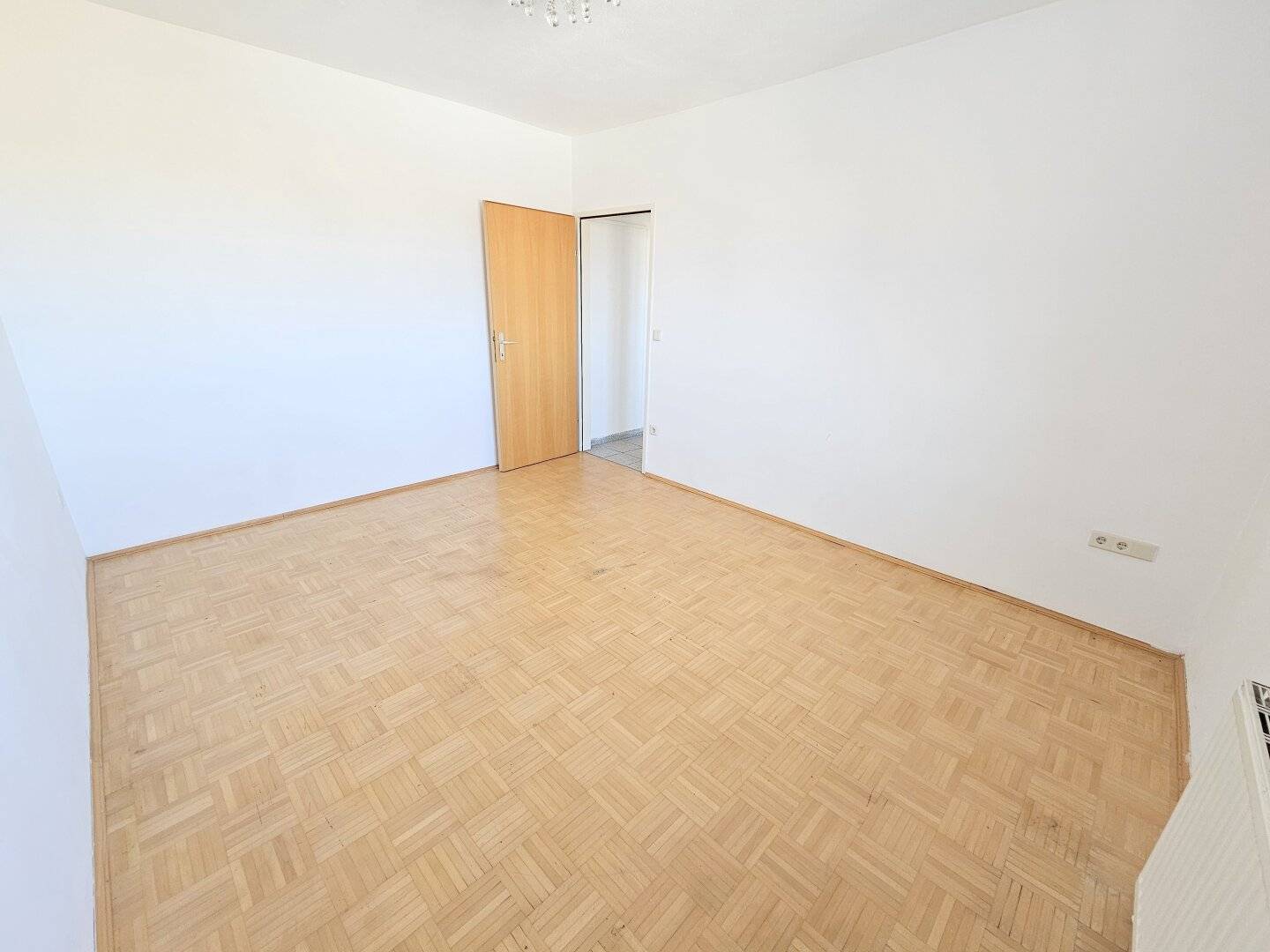 Perfekt für Singles! Schöne, sonnige Wohnung sucht neue Besitzer - auch perfekt als Anlegerwohnung!