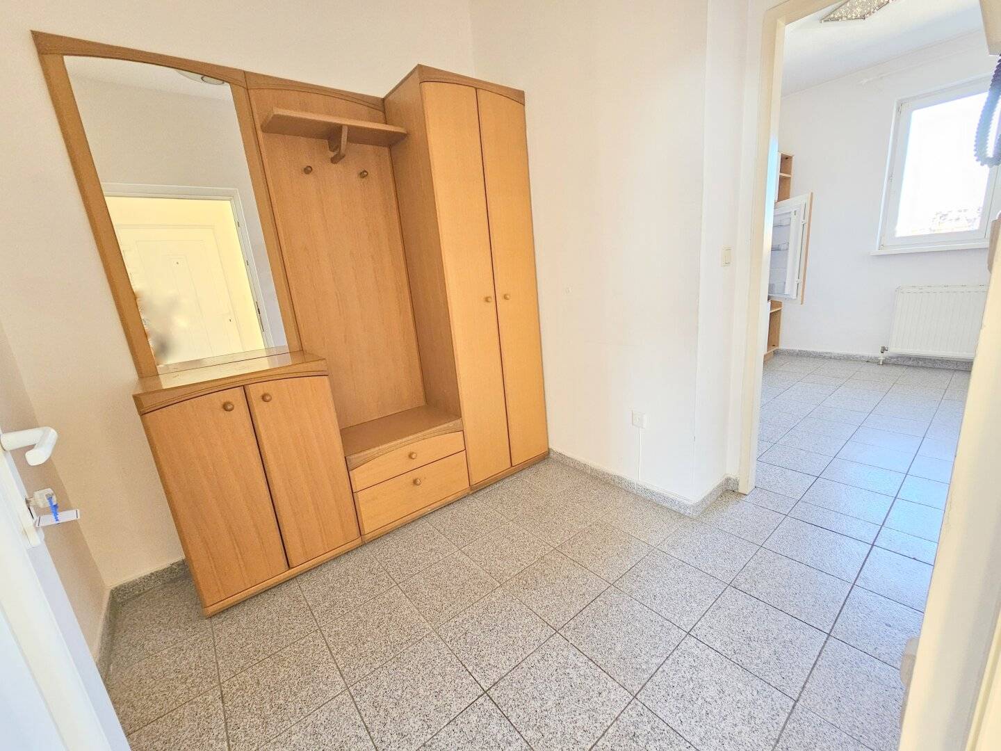 Perfekt für Singles! Schöne, sonnige Wohnung sucht neue Besitzer - auch perfekt als Anlegerwohnung!