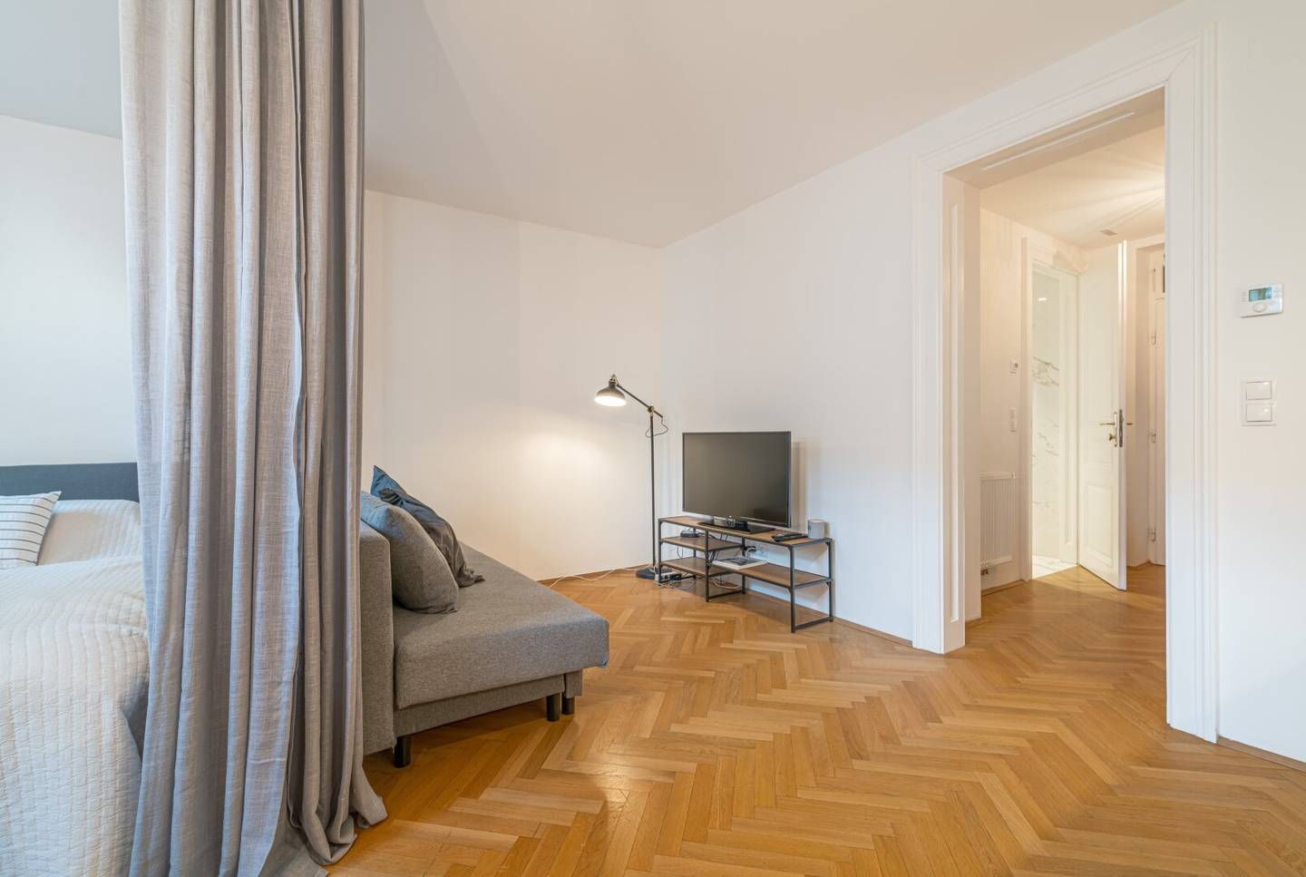 Stilvolles Wohnen in Wien: Generalsanierte Wohnung mit hochwertiger Ausstattung und Möblierung - Airbnb Nutzung möglich!