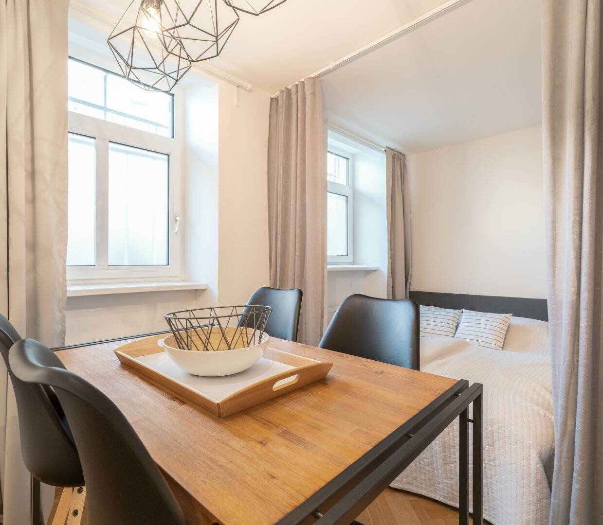 Stilvolles Wohnen in Wien: Generalsanierte Wohnung mit hochwertiger Ausstattung und Möblierung - Airbnb Nutzung möglich!