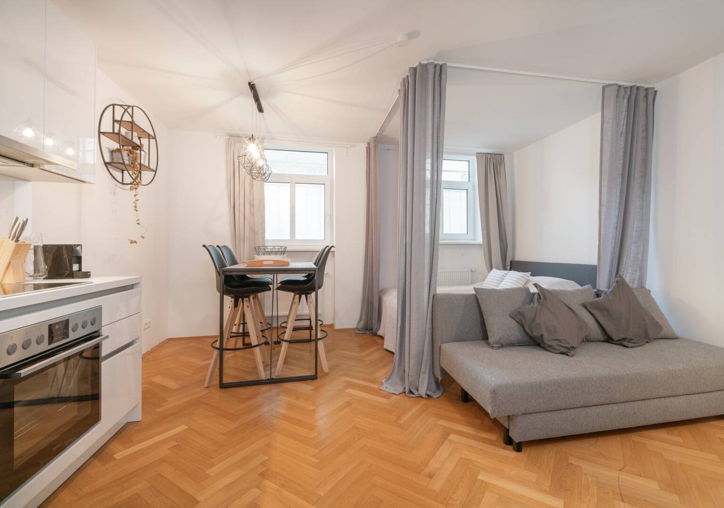 Stilvolles Wohnen in Wien: Generalsanierte Wohnung mit hochwertiger Ausstattung und Möblierung - Airbnb Nutzung möglich!