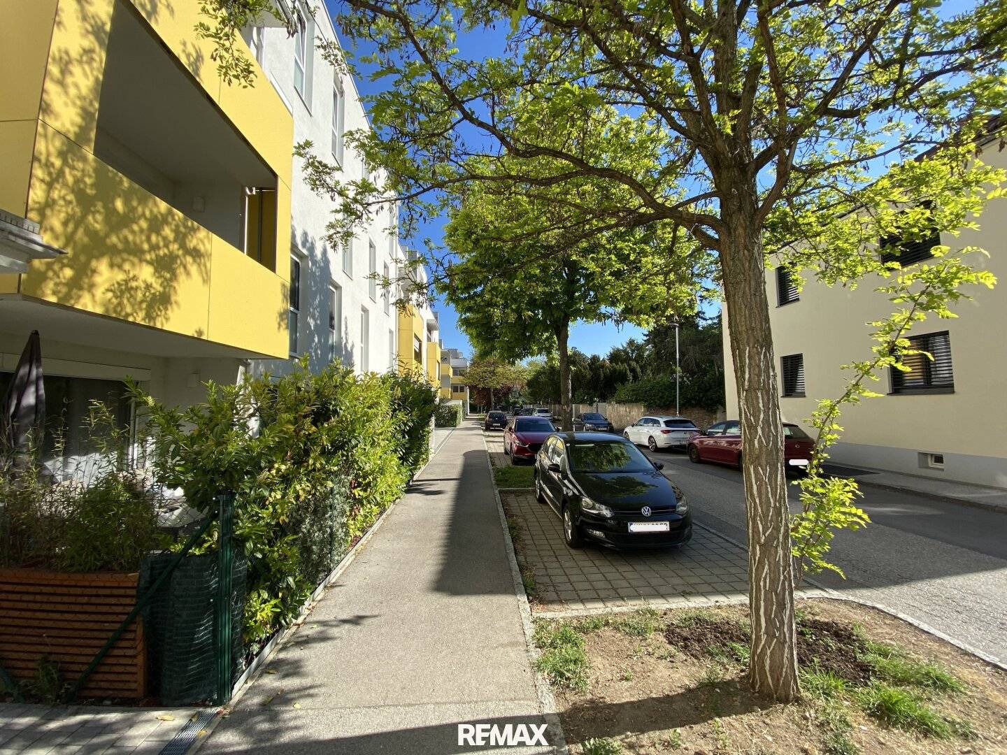Moderne 3-Zimmer-Genossenschaftswohnung in ruhiger Hoflage und Tiefgaragenplatz!