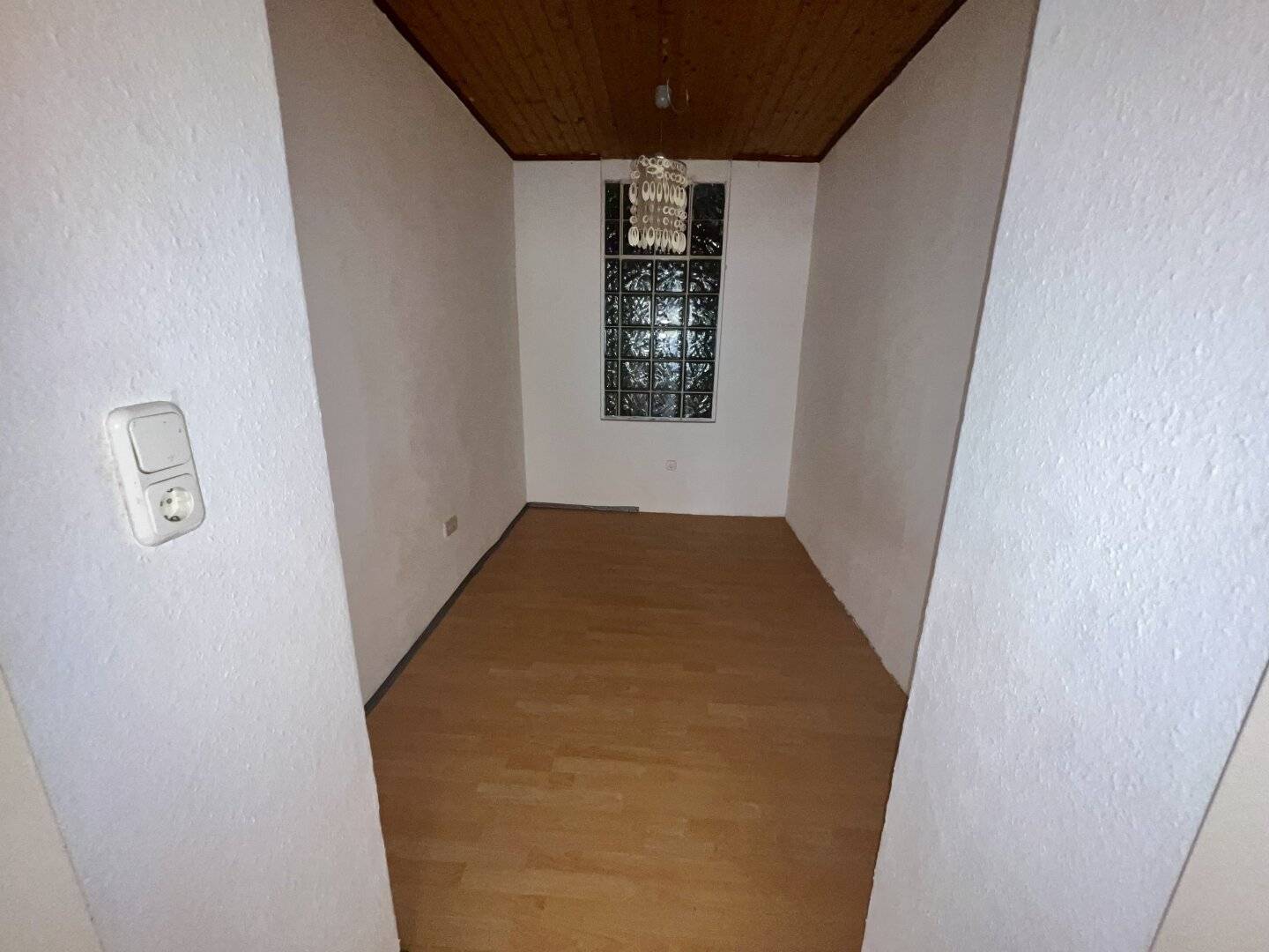 Charmante 3-Zimmer Altbauwohnung unweit U6 und Schönbrunn