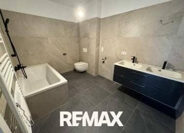 Exklusive Atrium-Maisonettenwohnung mit Terrasse in begehrter Lage - Waltendorf