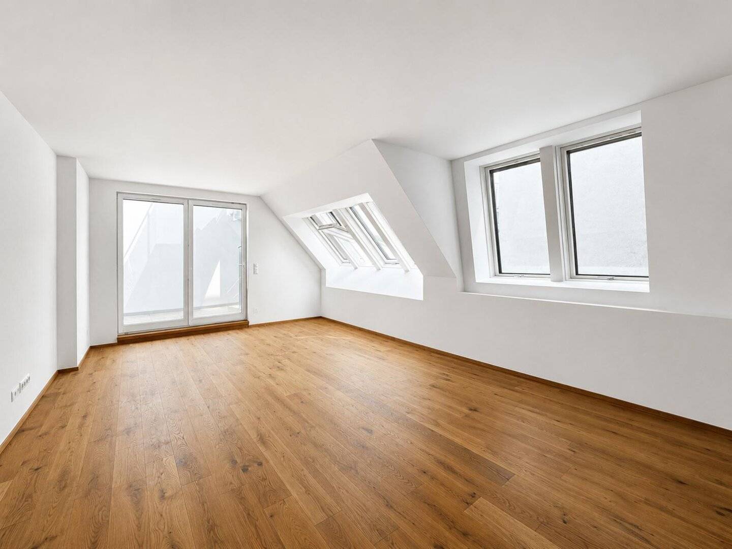 Exklusive 3-Zimmer-DG-Wohnung