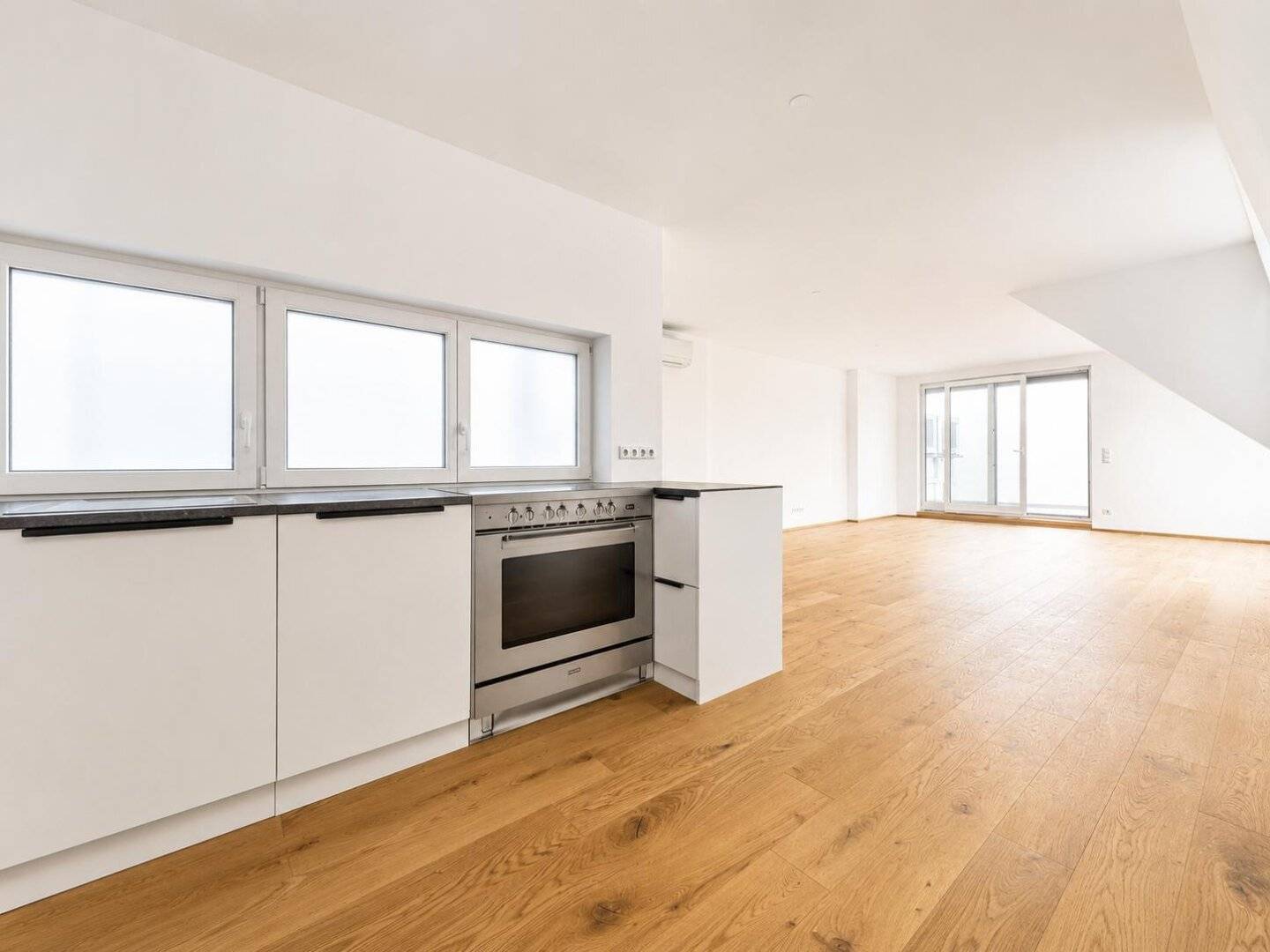 Exklusive 3-Zimmer-DG-Wohnung